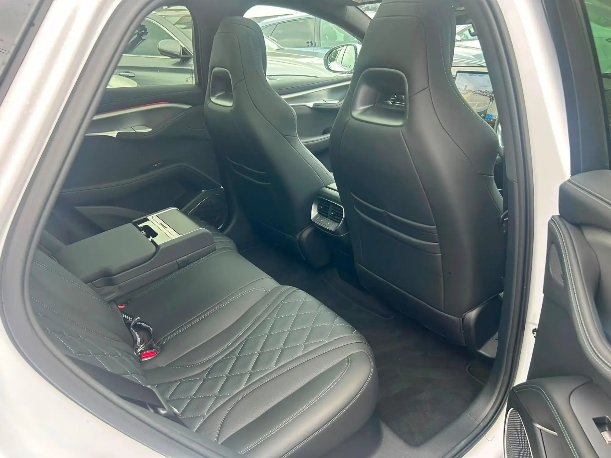 BYD SEALION 7 Image 18