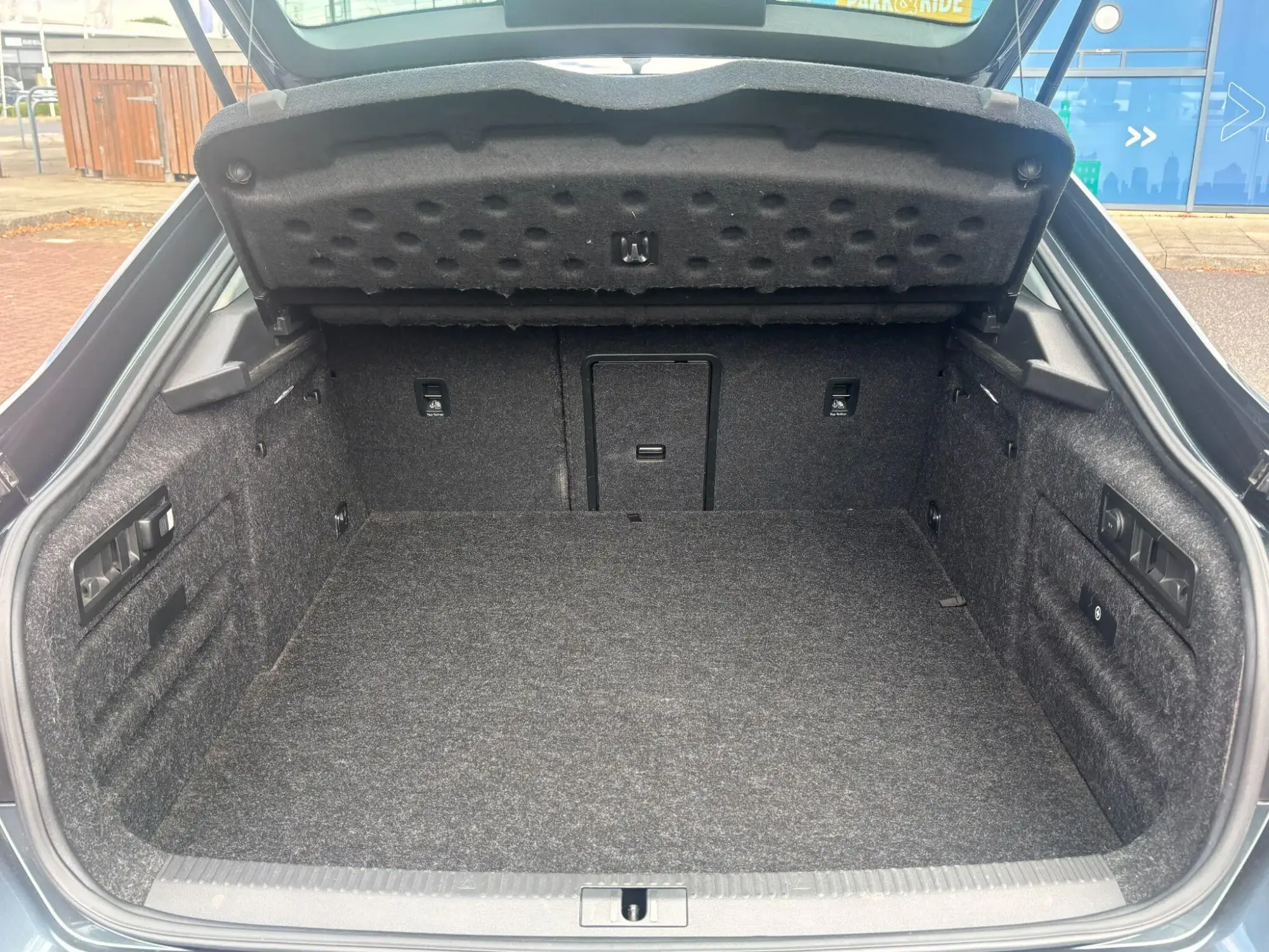 Skoda Superb Image 21