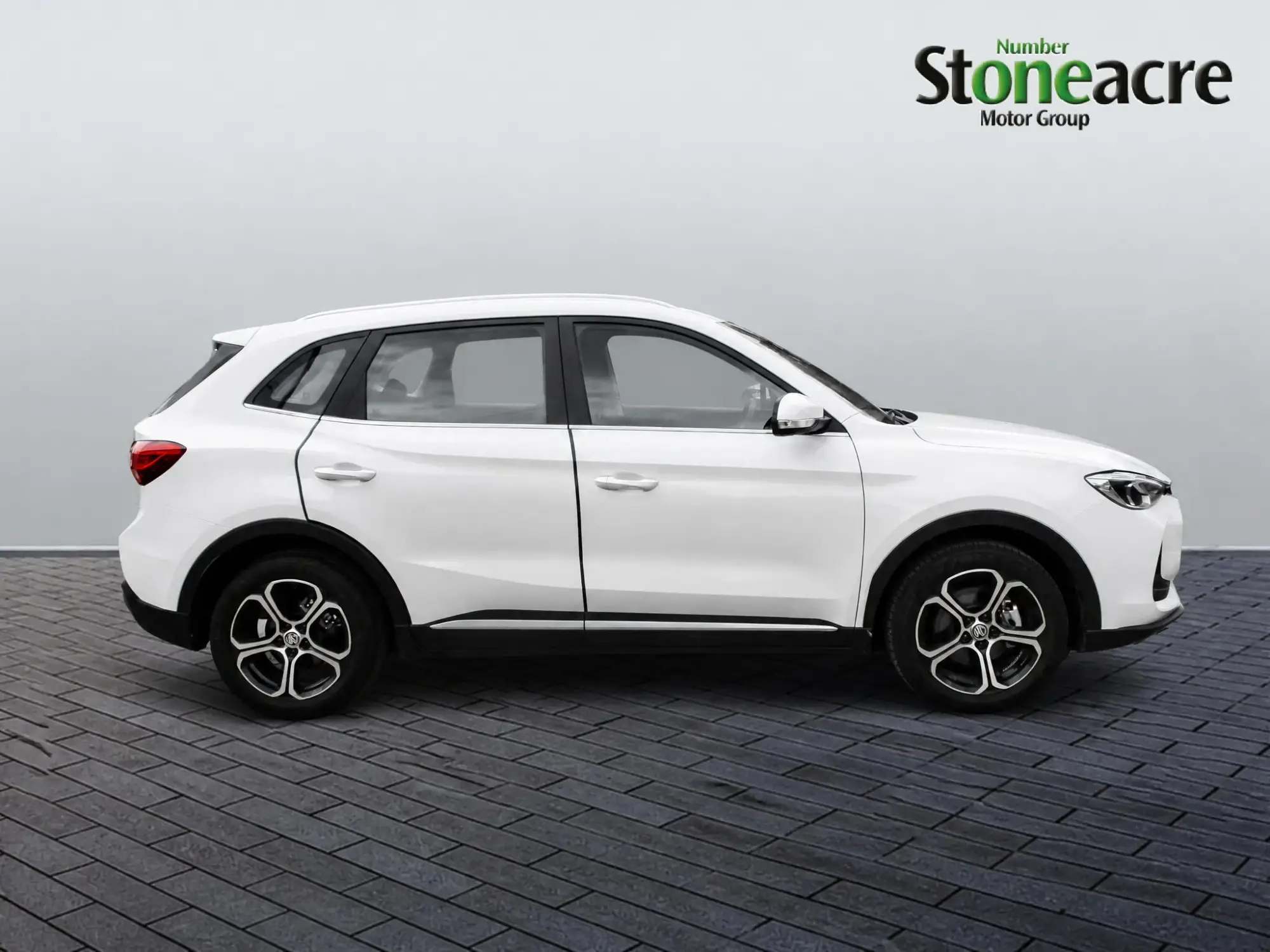 MG ZS Hybrid+ 1.5 Hybrid+ SE Auto Euro 6 (s/s) 5dr FE25BZP Image 2 MG ZS Hybrid+ 1.5 Hybrid+ SE Auto Euro 6 (s/s) 5dr FE25BZP Image 2