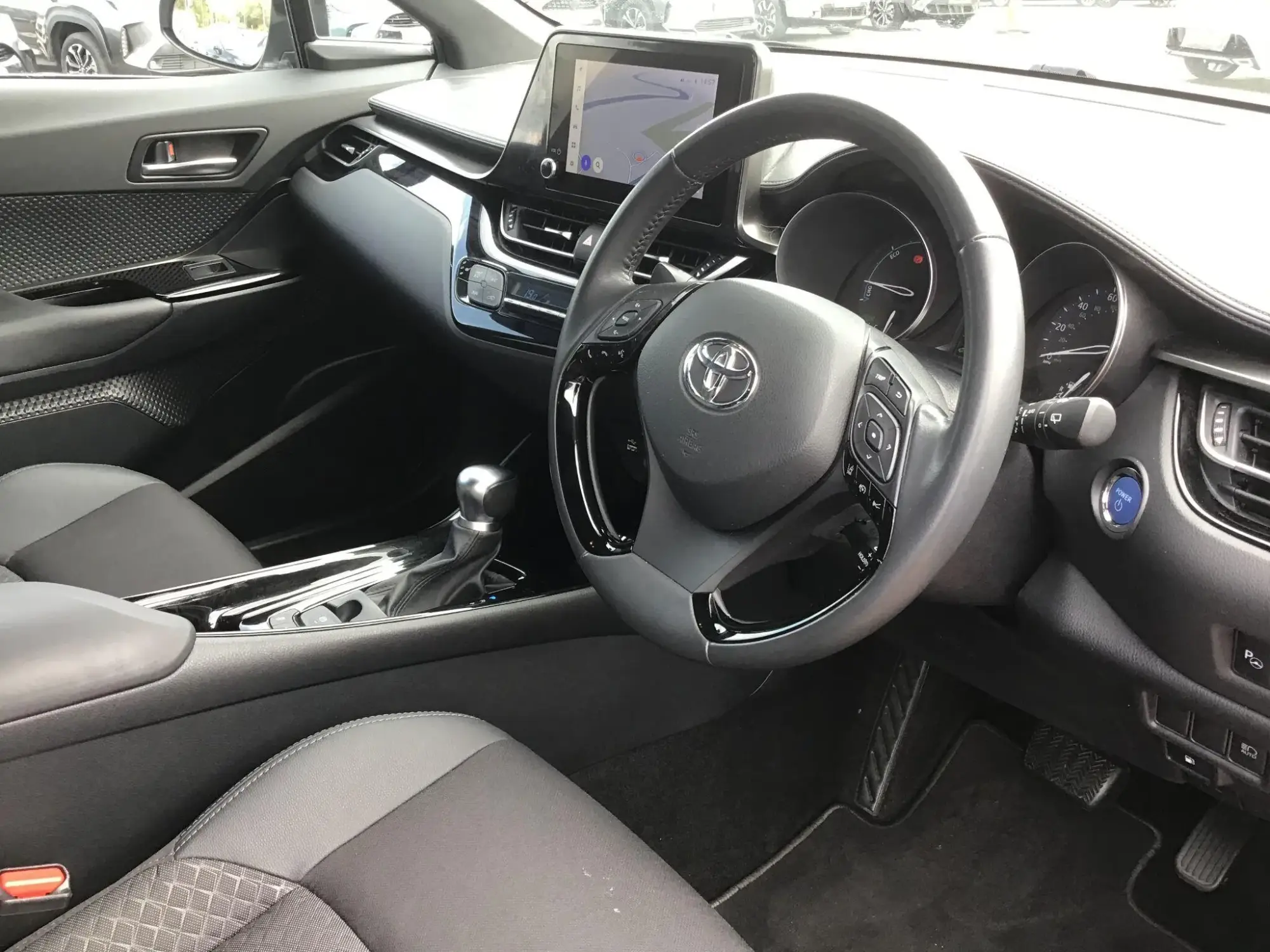 Toyota C-HR Self-Charging Hybrid Image 6 Toyota C-HR Self-Charging Hybrid Image 6