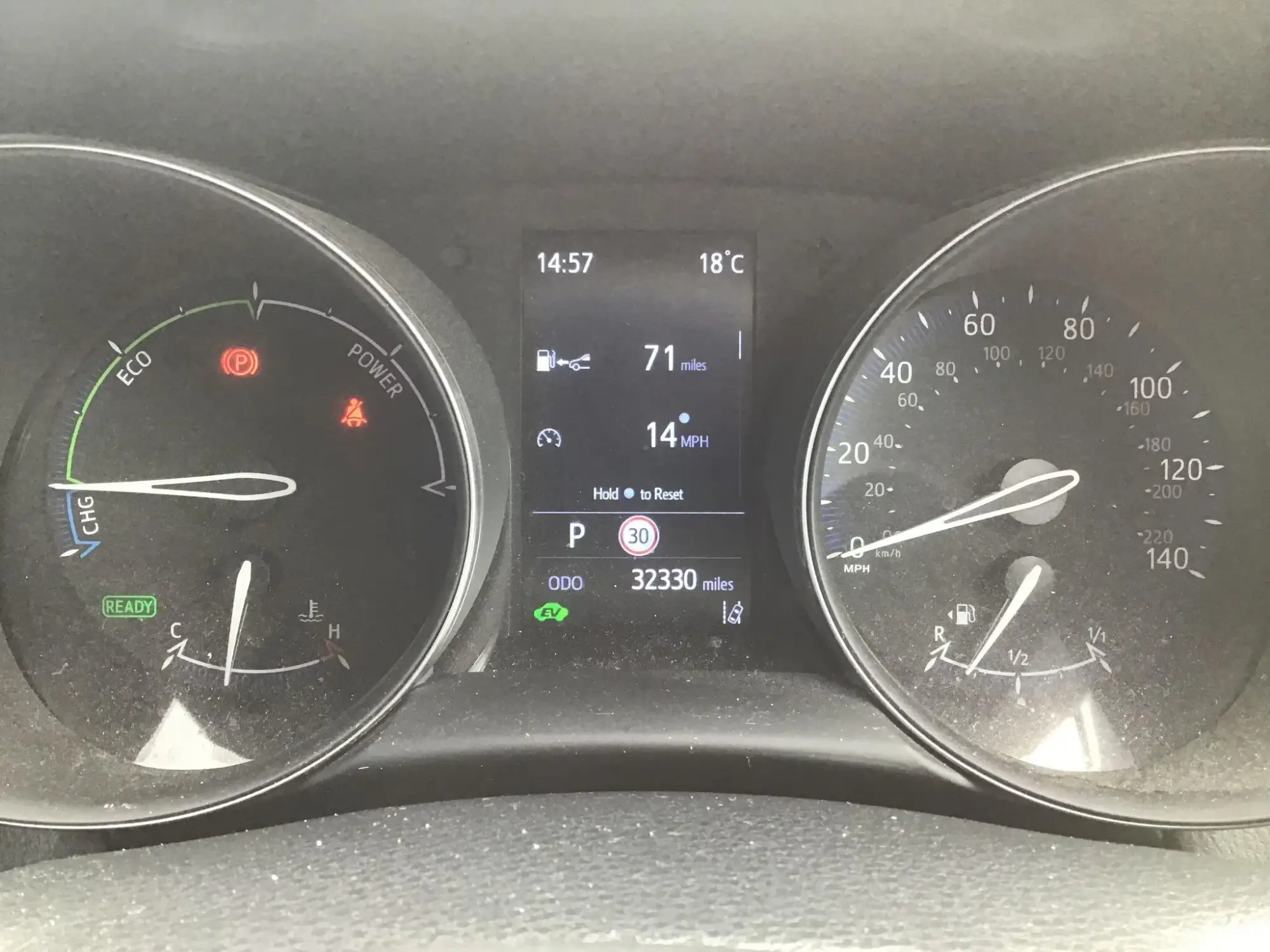 Toyota C-HR Self-Charging Hybrid Image 10 Toyota C-HR Self-Charging Hybrid Image 10