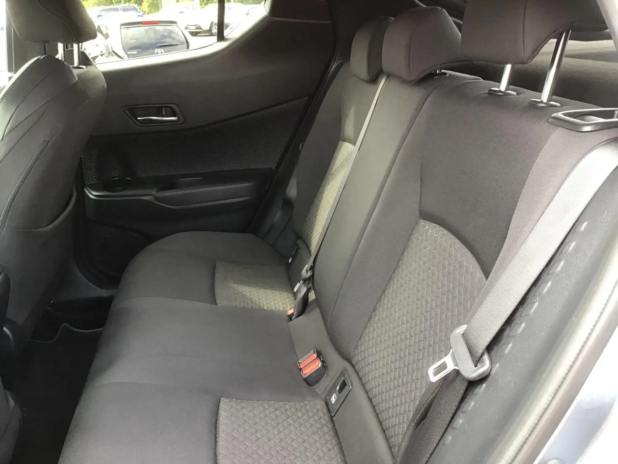 Toyota C-HR Self-Charging Hybrid Image 14 Toyota C-HR Self-Charging Hybrid Image 14