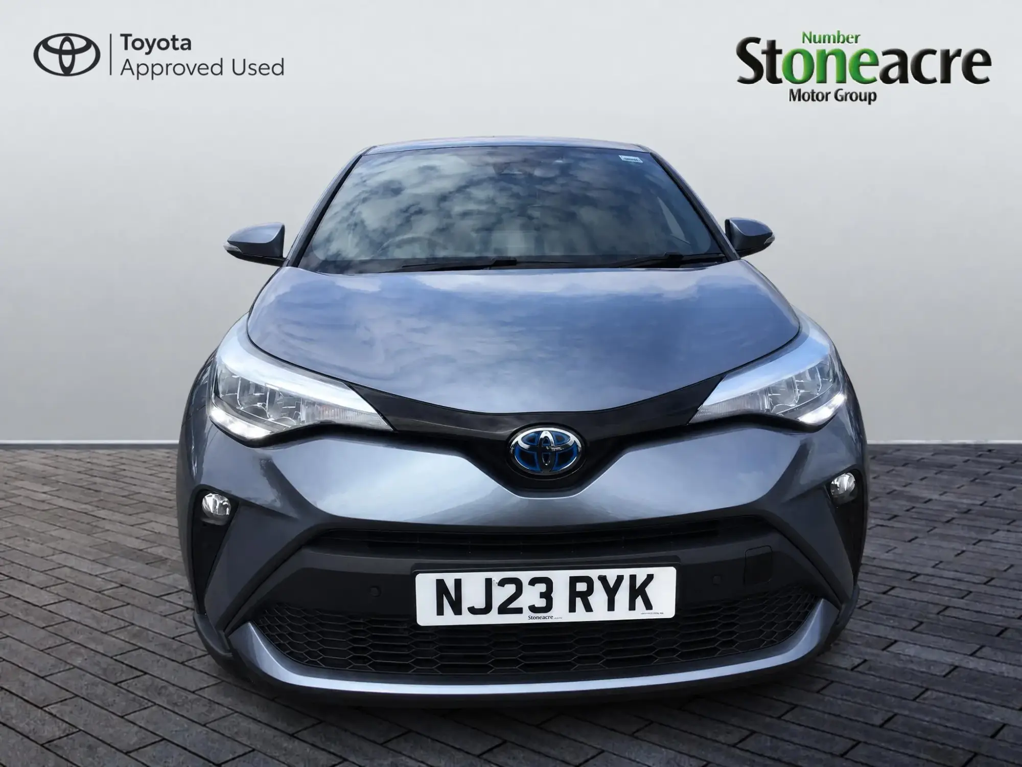 Toyota C-HR Self-Charging Hybrid Image 16 Toyota C-HR Self-Charging Hybrid Image 16
