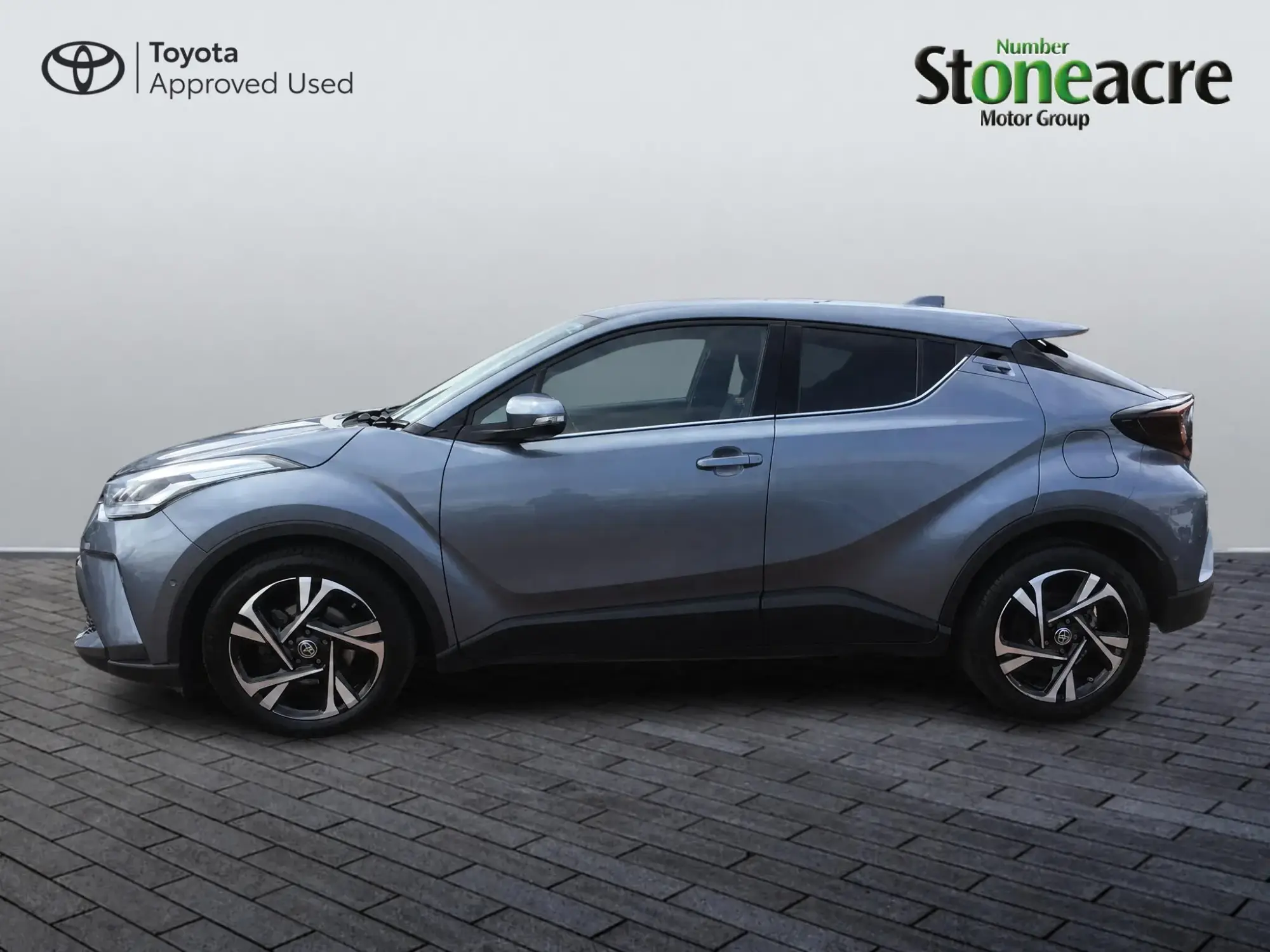 Toyota C-HR Self-Charging Hybrid Image 18 Toyota C-HR Self-Charging Hybrid Image 18