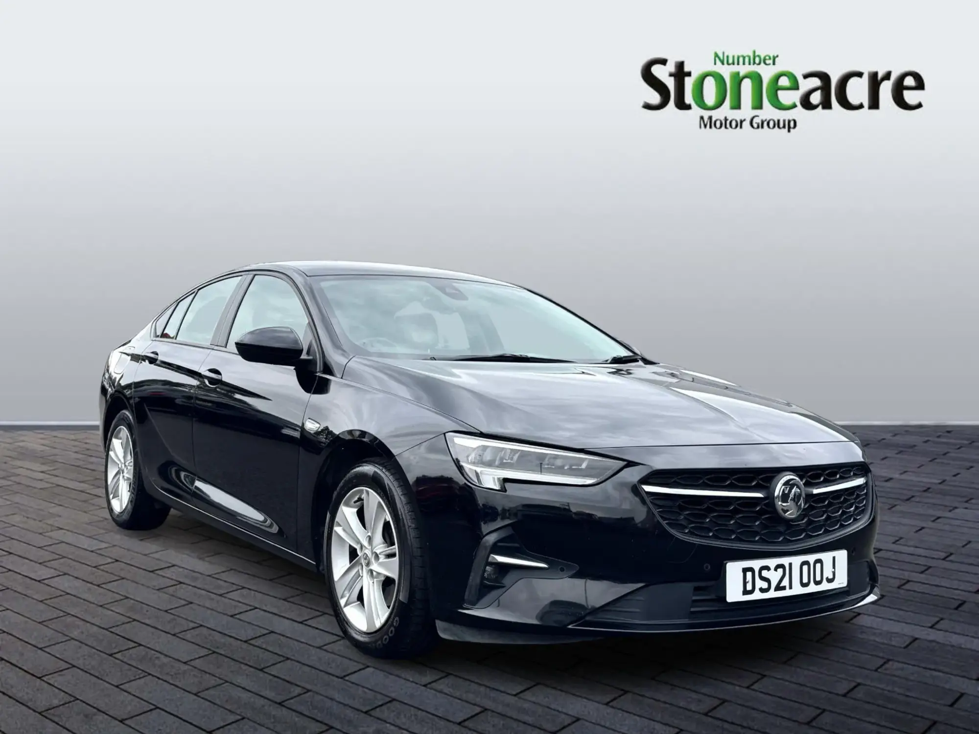 Vauxhall Insignia 1.5 Turbo D SE Nav Grand Sport Auto Euro 6 (s/s) 5dr DS21OOJ Image 1