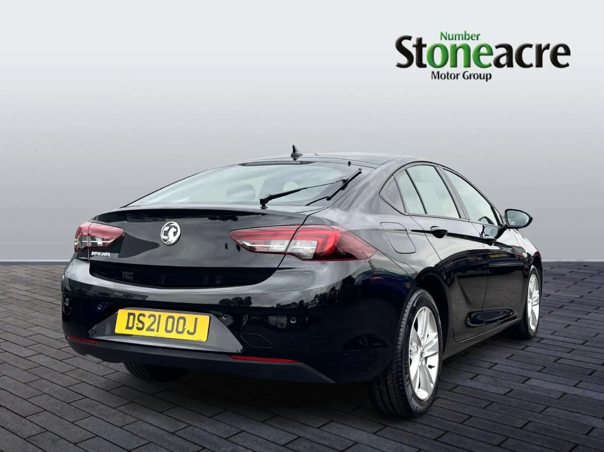 Vauxhall Insignia 1.5 Turbo D SE Nav Grand Sport Auto Euro 6 (s/s) 5dr DS21OOJ Image 3