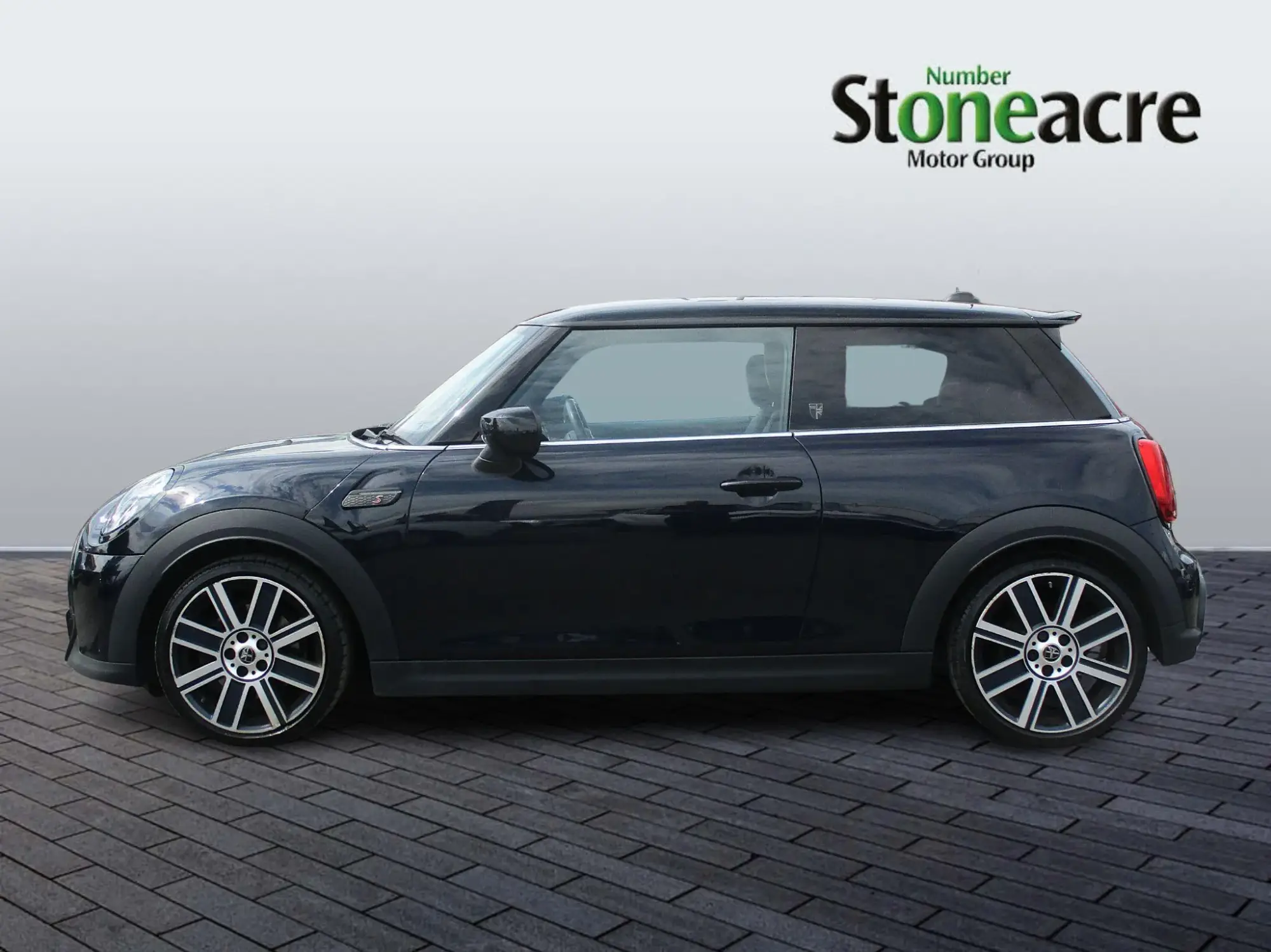 MINI Hatch Image 6