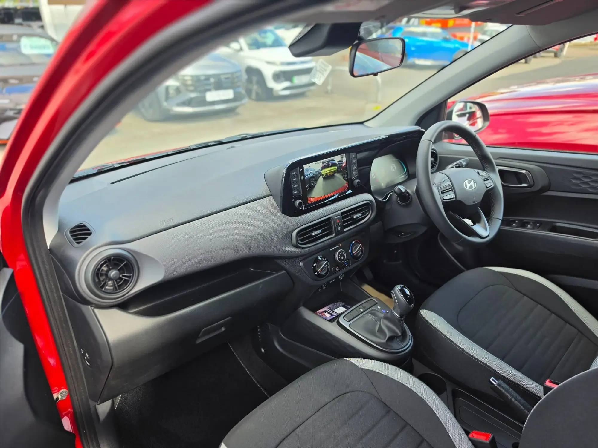 Hyundai i10 Image 10