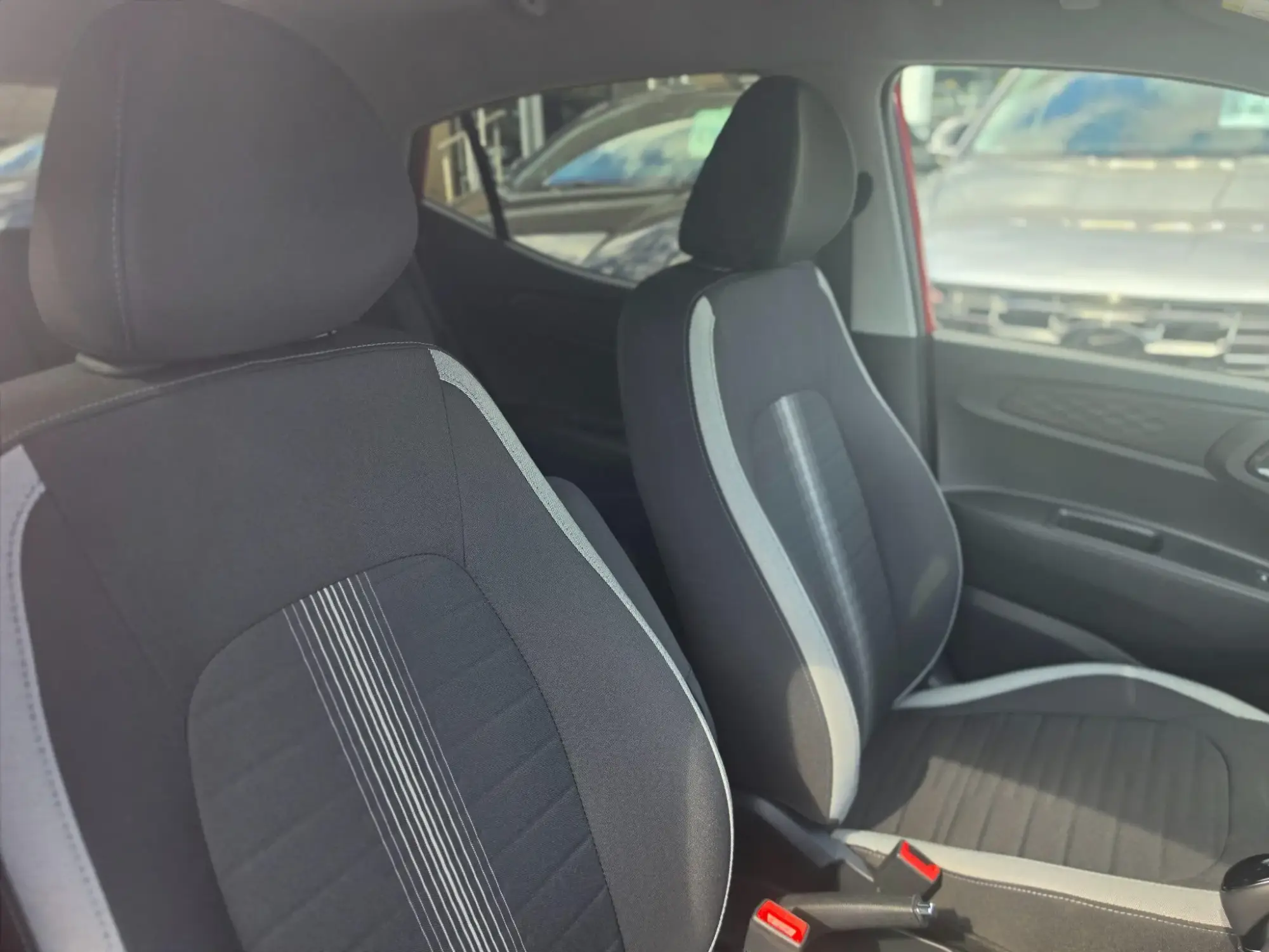 Hyundai i10 Image 11