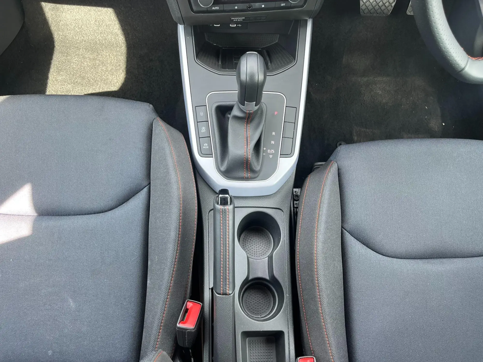 SEAT Arona Image 10 SEAT Arona Image 10