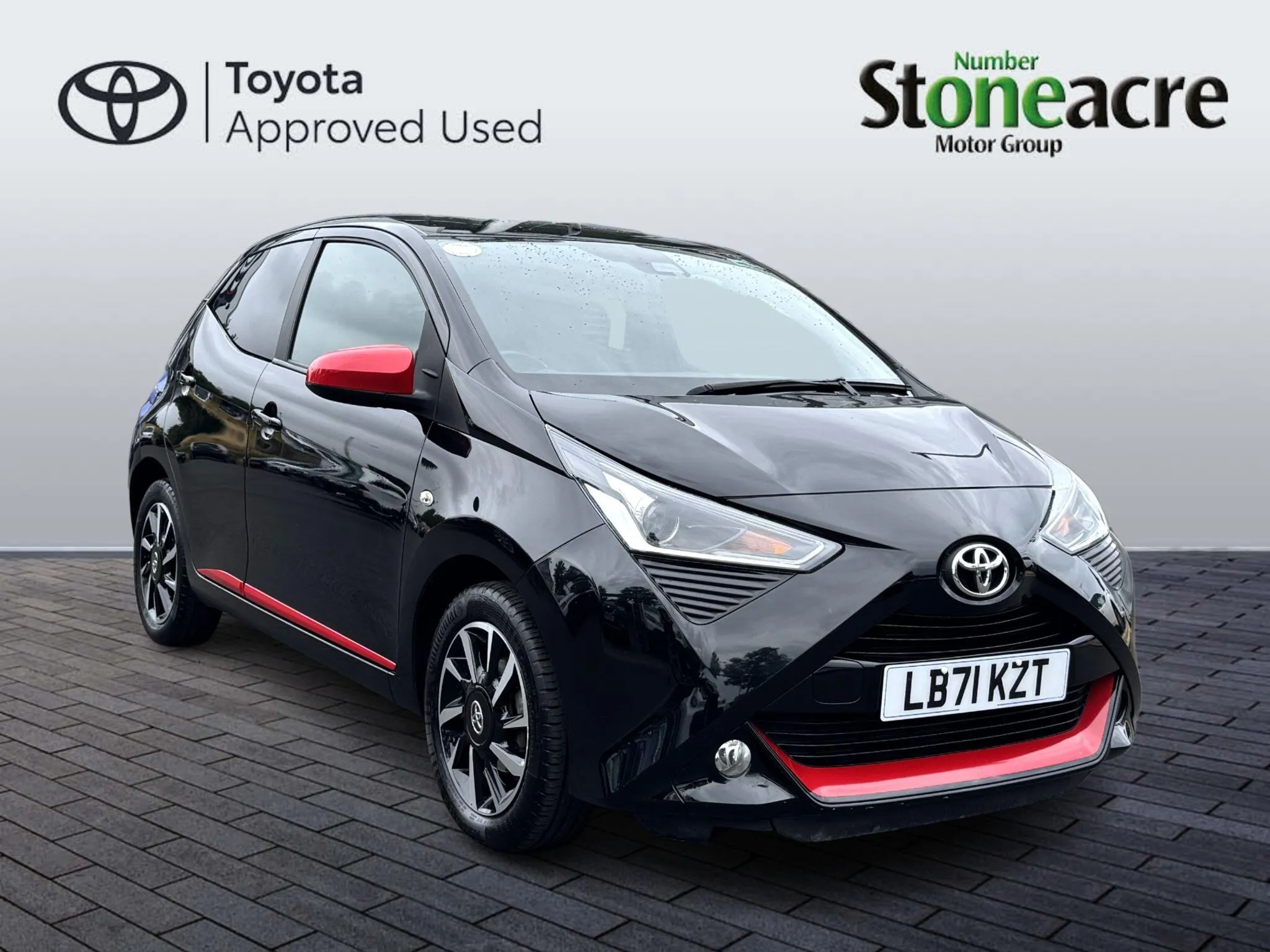 Toyota AYGO listing photo