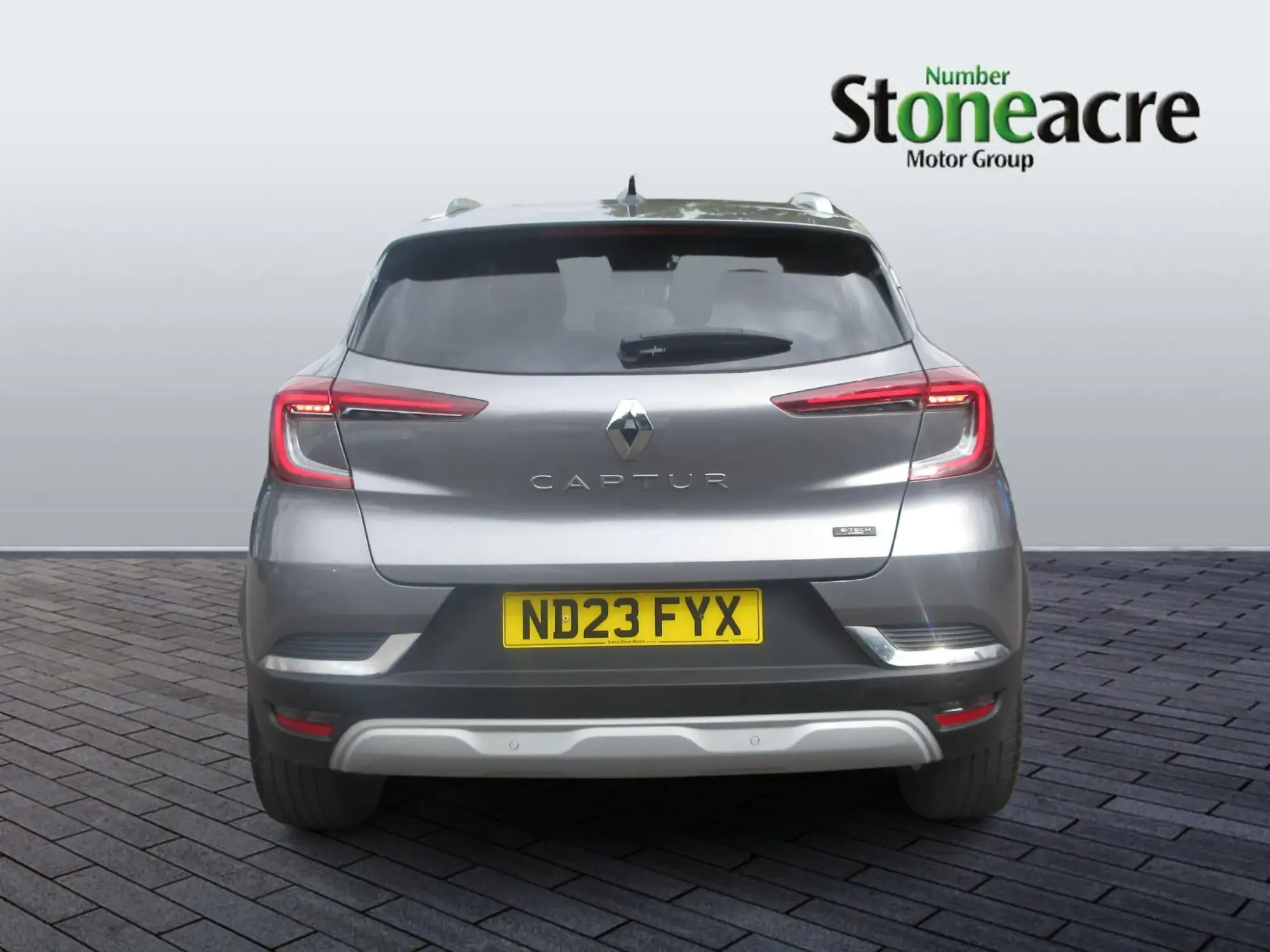 Renault Captur E-Tech Image 4 Renault Captur E-Tech Image 4
