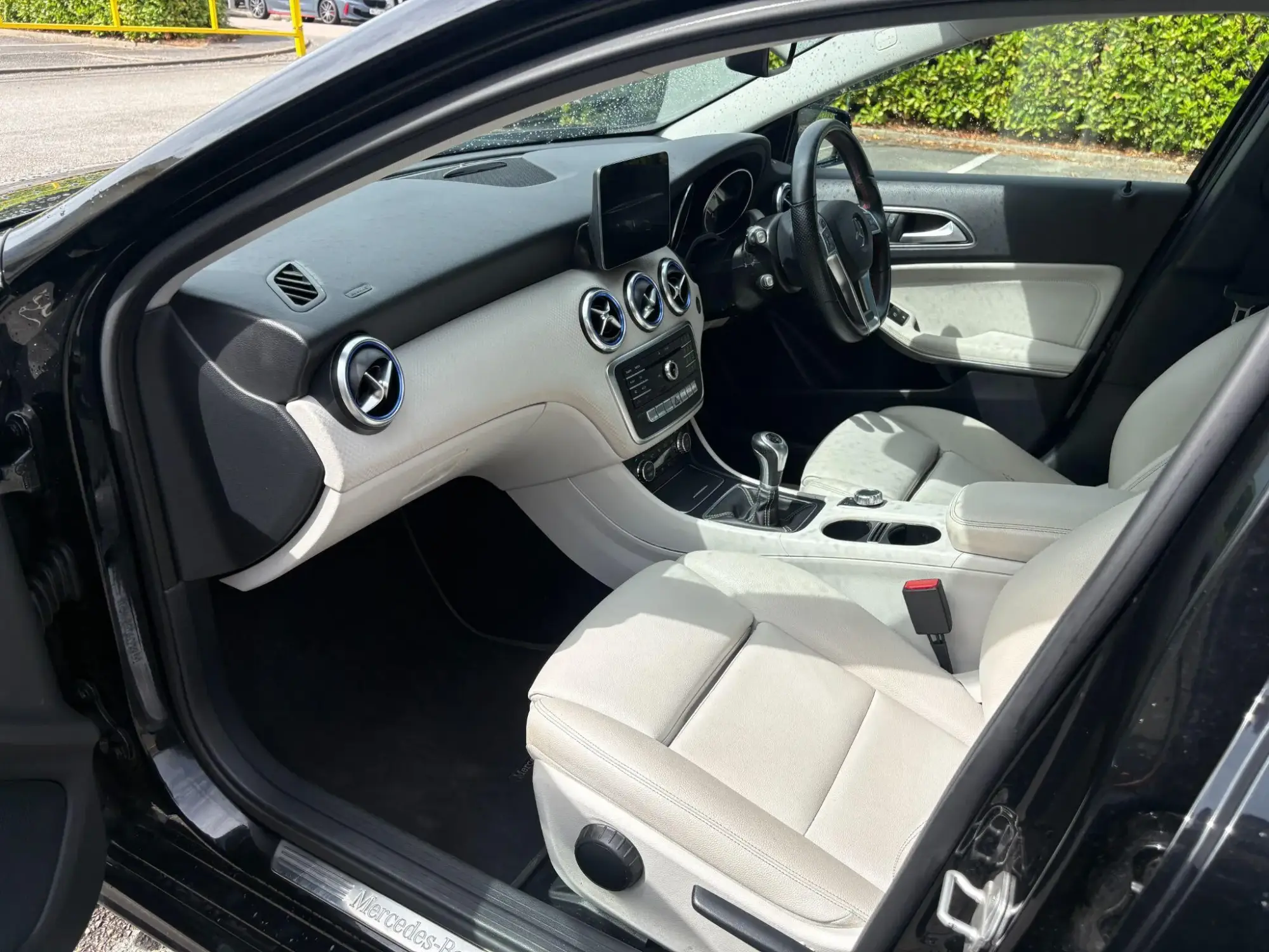 Mercedes-Benz A-Class Image 11 Mercedes-Benz A-Class Image 11