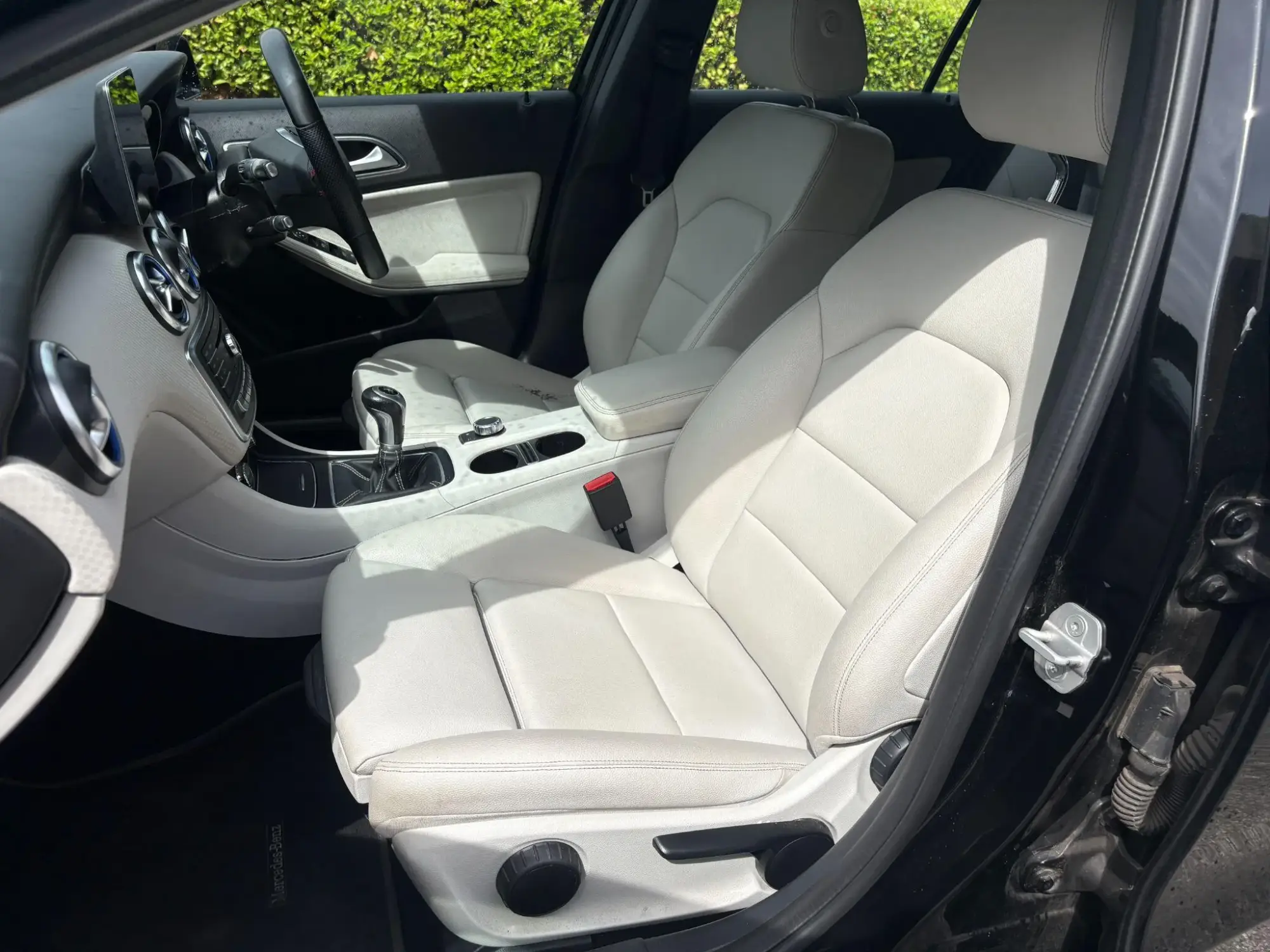 Mercedes-Benz A-Class Image 12 Mercedes-Benz A-Class Image 12