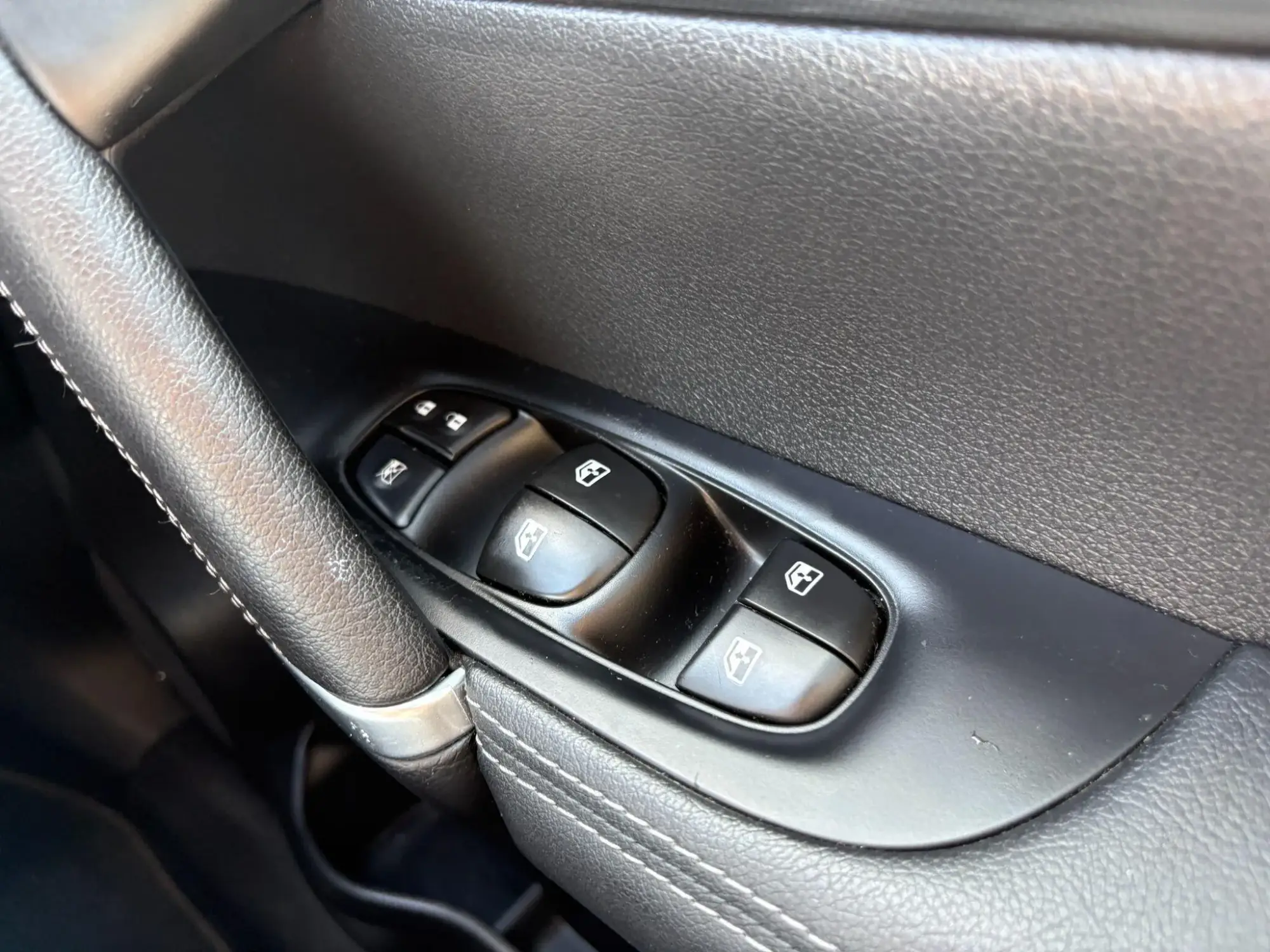 Nissan Qashqai Image 15 Nissan Qashqai Image 15