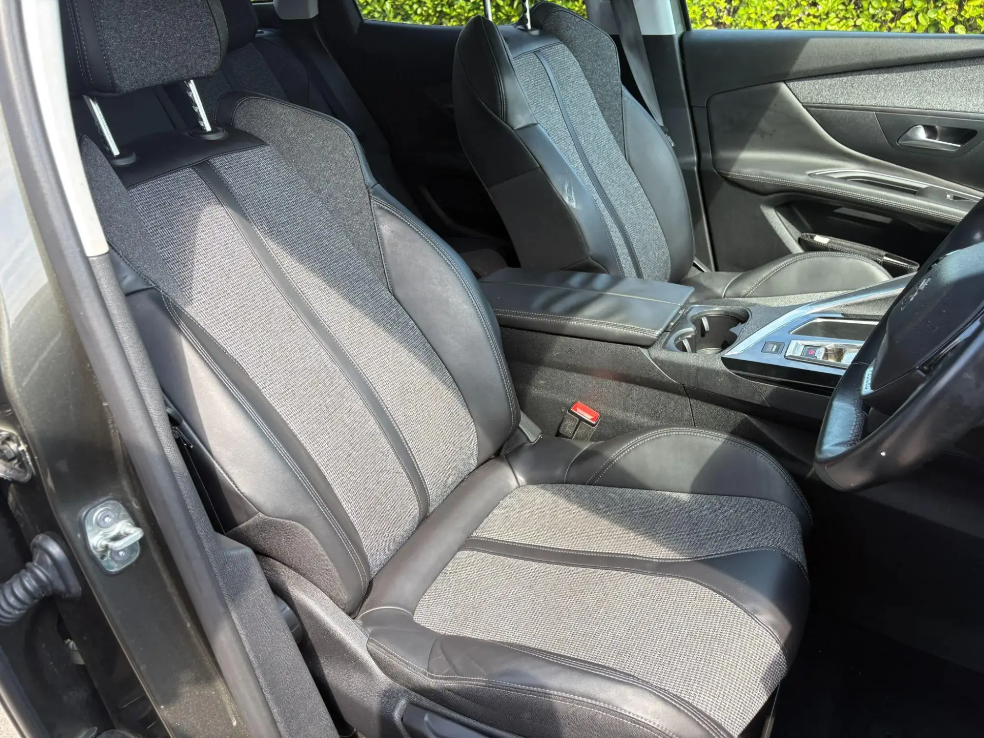 Peugeot 3008 Image 10 Peugeot 3008 Image 10