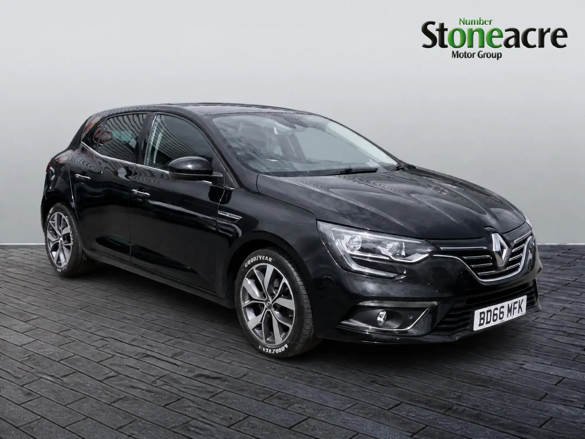 Renault Megane Image 1 Renault Megane Image 1
