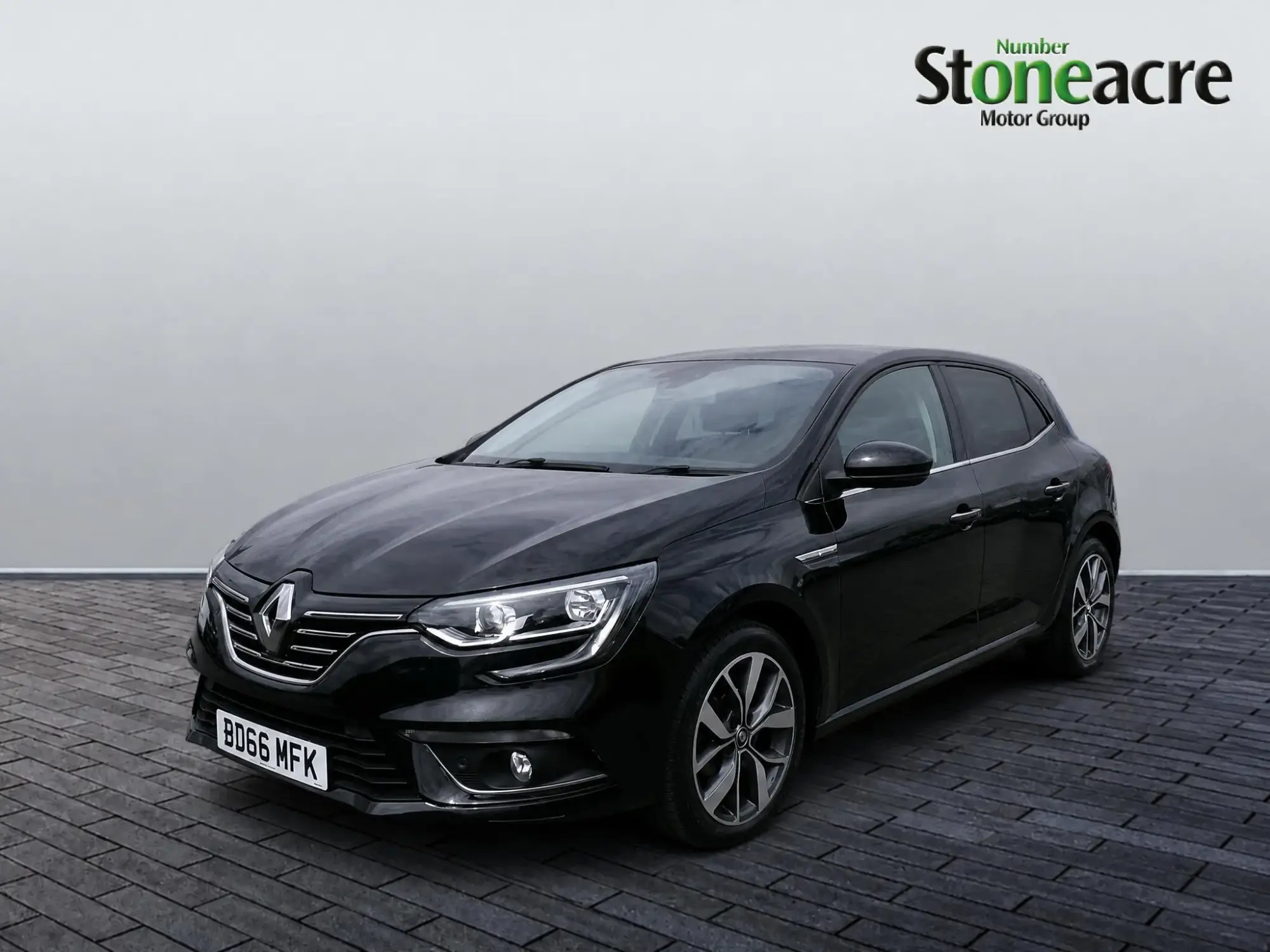 Renault Megane Image 8 Renault Megane Image 8