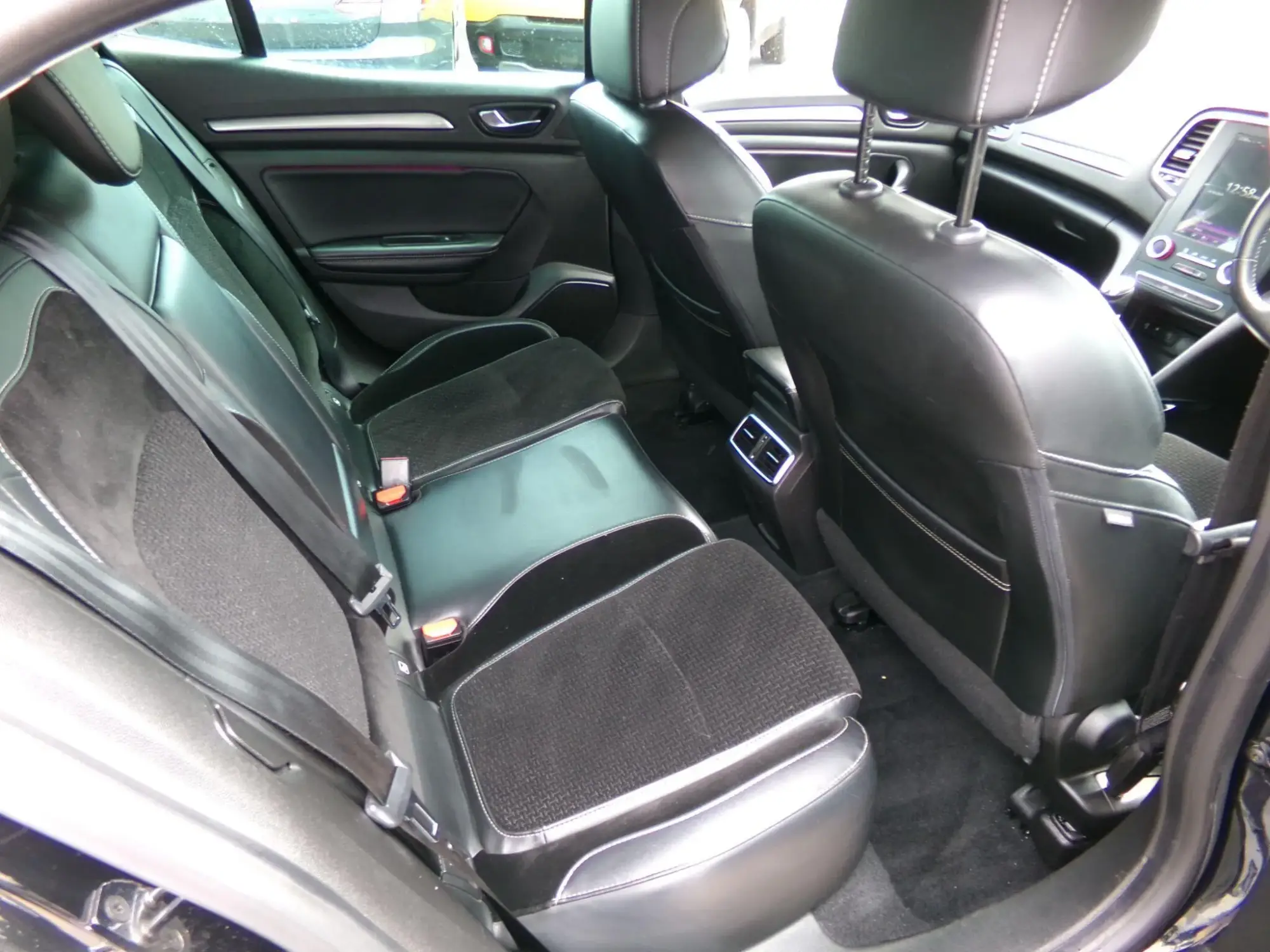 Renault Megane Image 17 Renault Megane Image 17