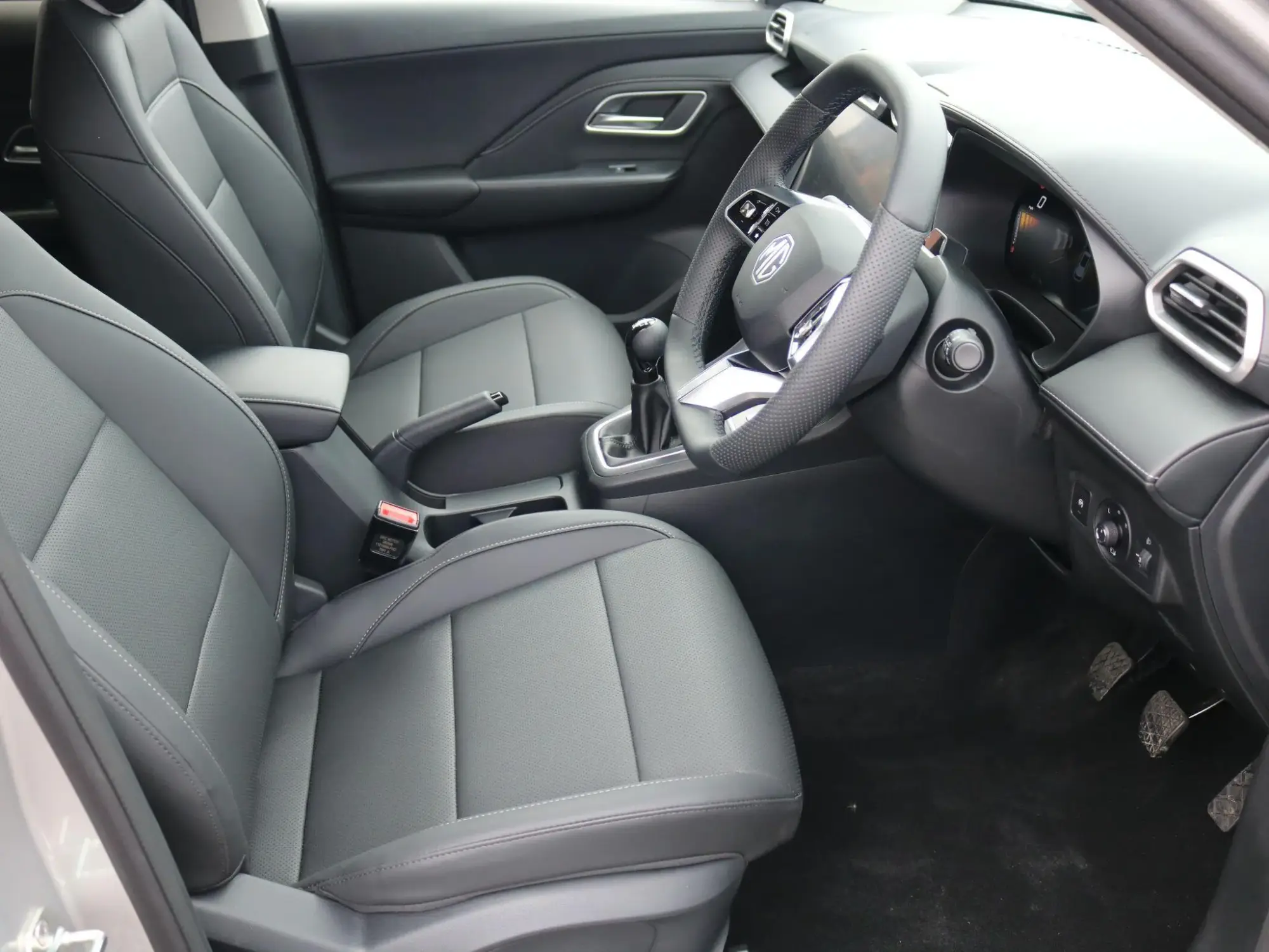 MG ZS Image 13