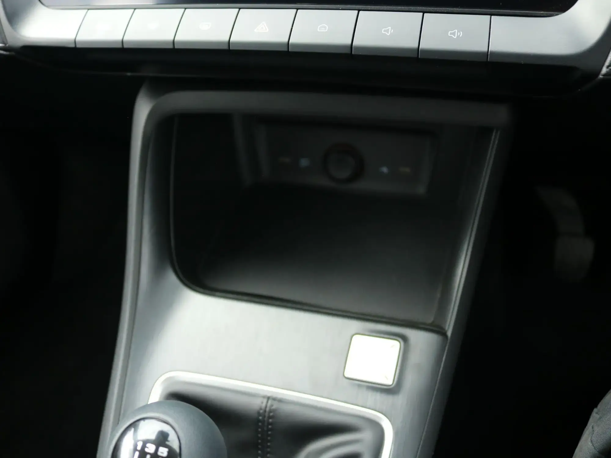 MG ZS Image 21