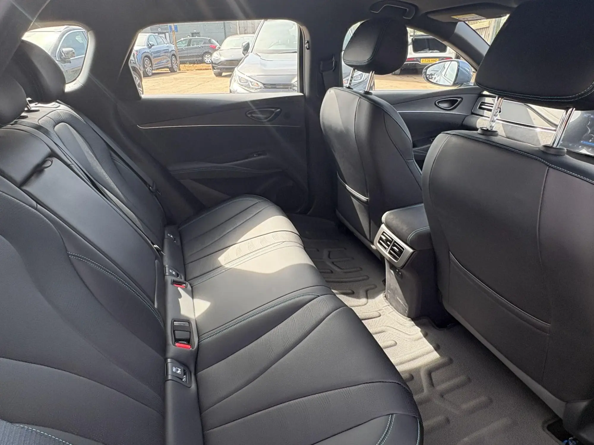 BYD Seal 6 Image 15