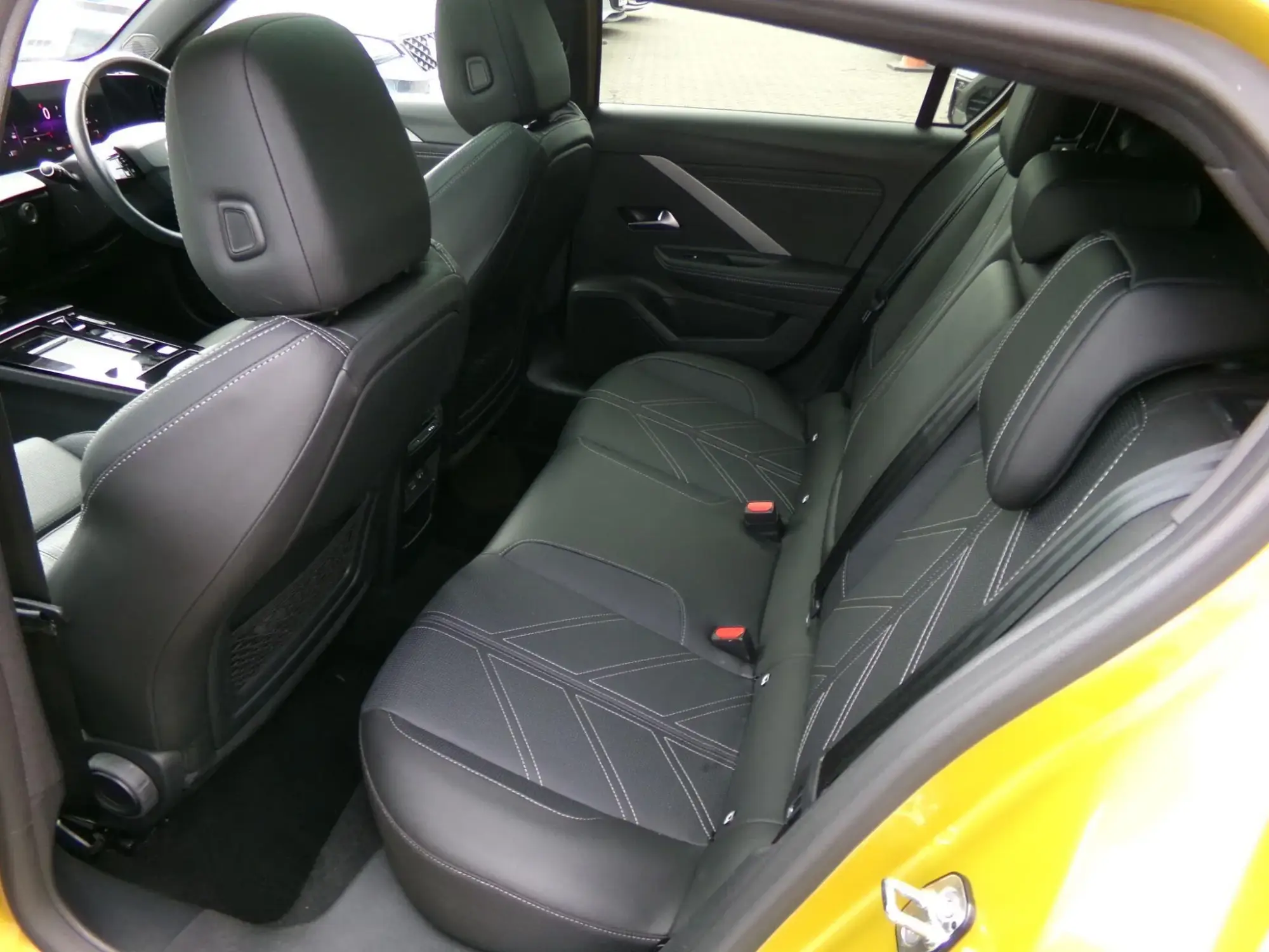 Vauxhall Astra Image 18 Vauxhall Astra Image 18