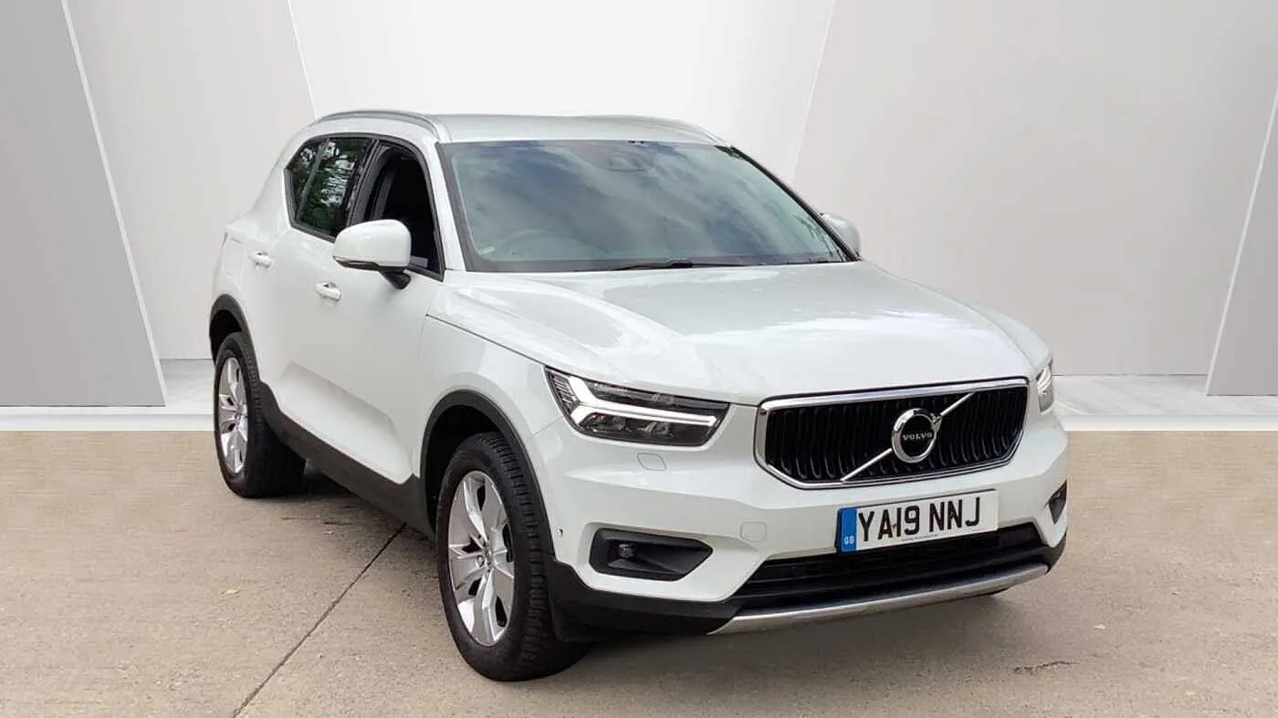 Volvo XC40 undefined 1.5 T3 Momentum Pro Euro 6 (s/s) 5dr
