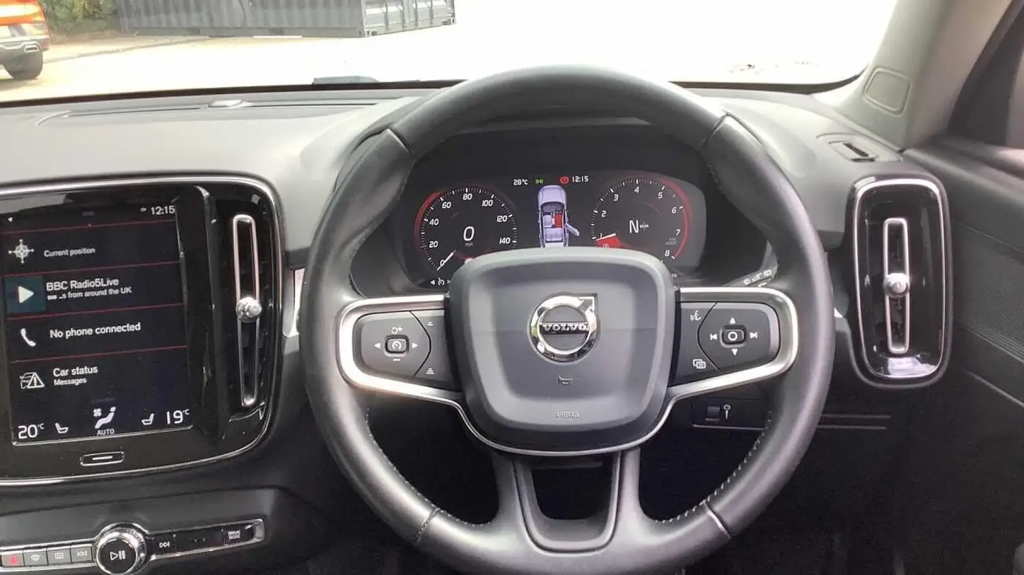 Volvo XC40 Image 10