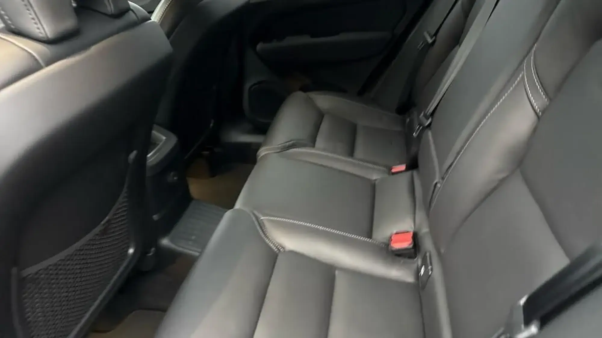 Volvo XC60 Image 10
