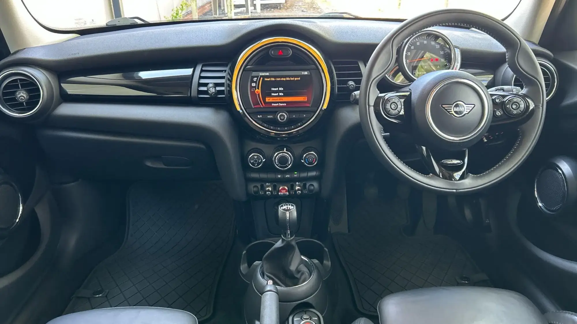 MINI Hatch Image 9 MINI Hatch Image 9