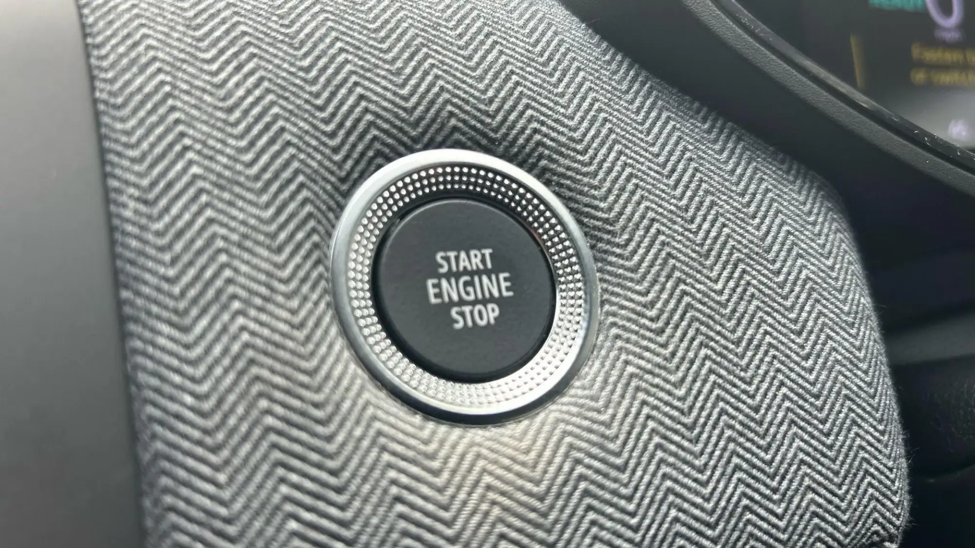 Renault Clio E-Tech Image 38 Renault Clio E-Tech Image 38