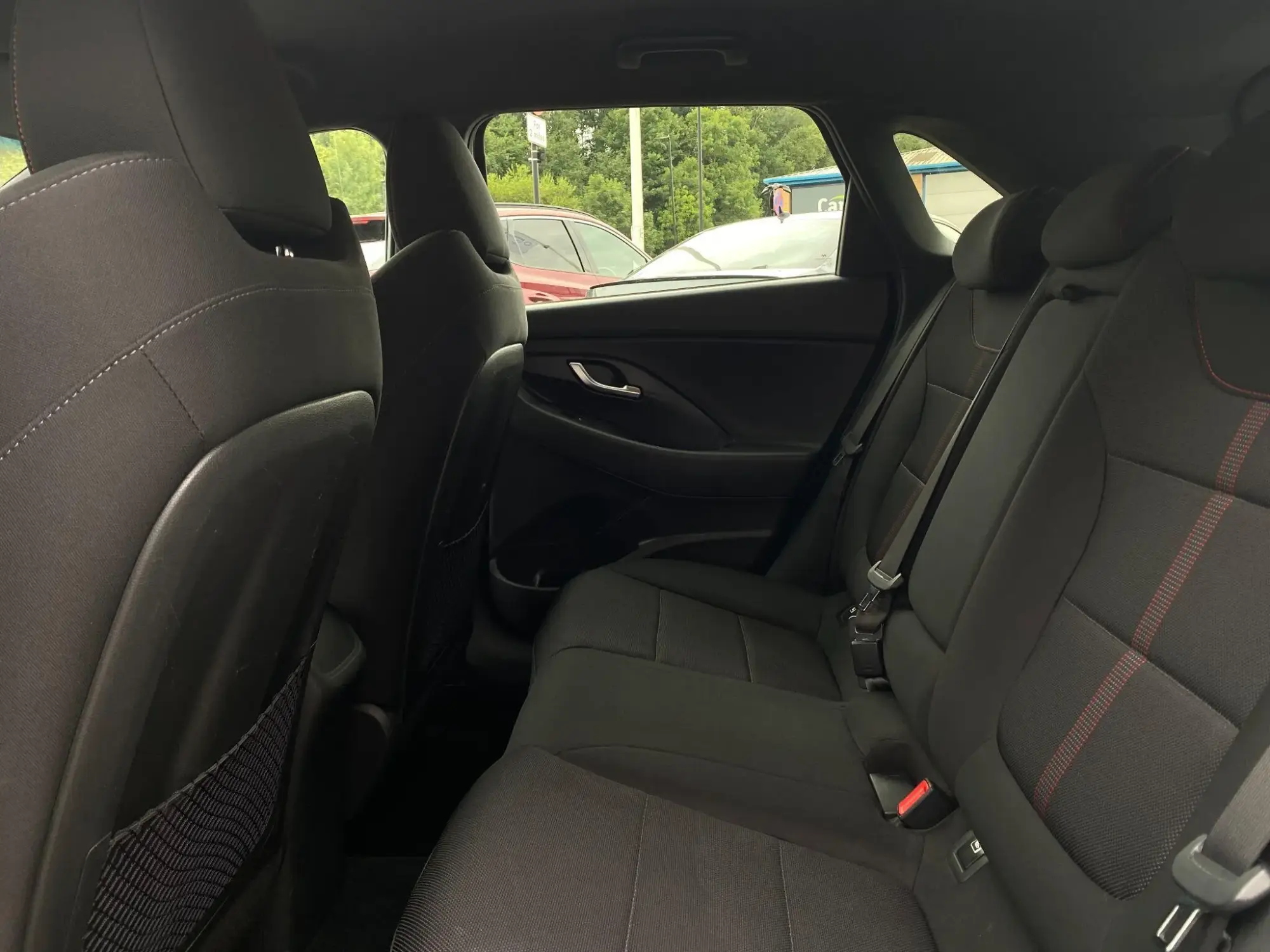 Hyundai i30 Image 16