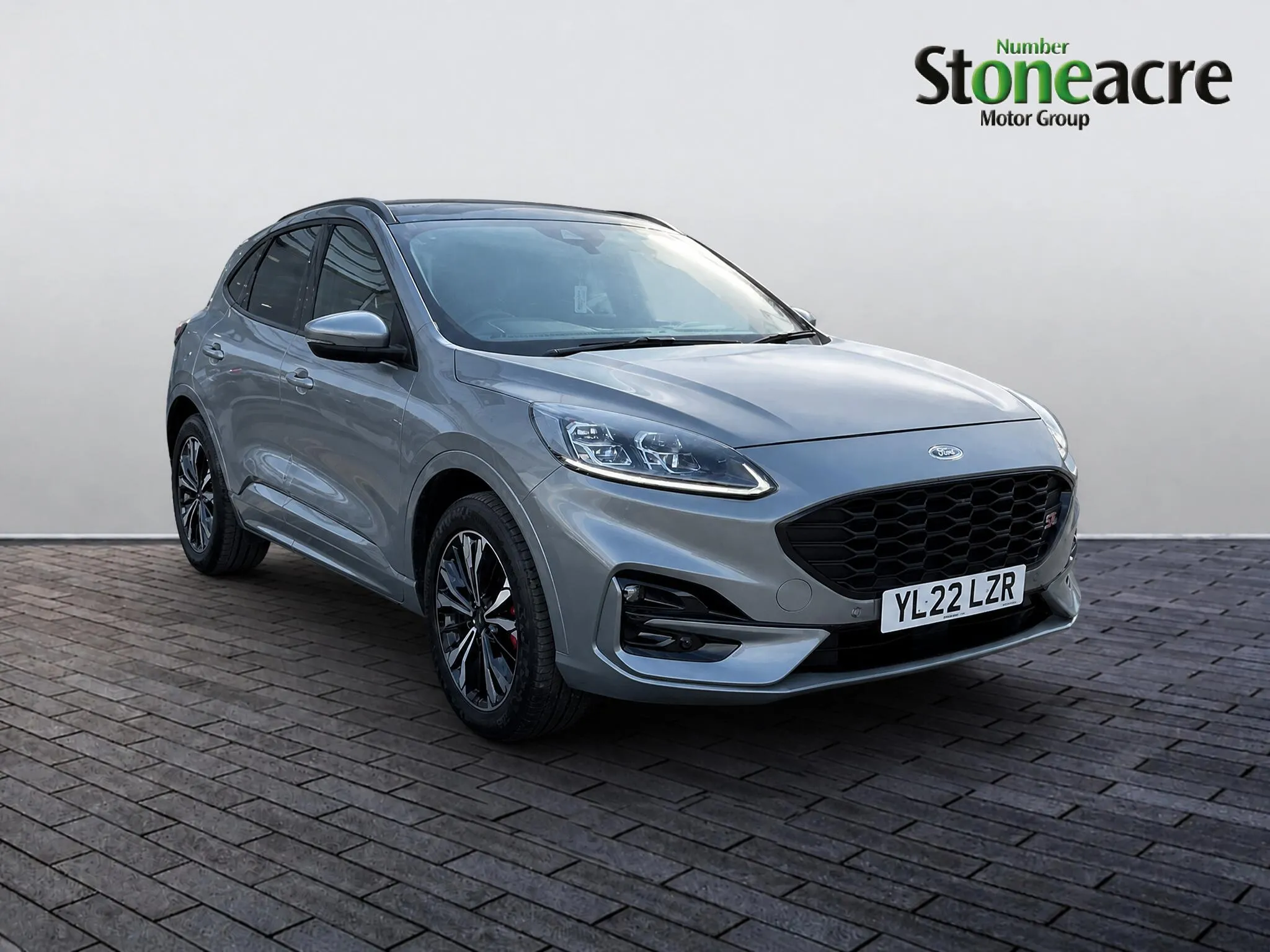 Ford Kuga Plug-In Hybrid listing photo