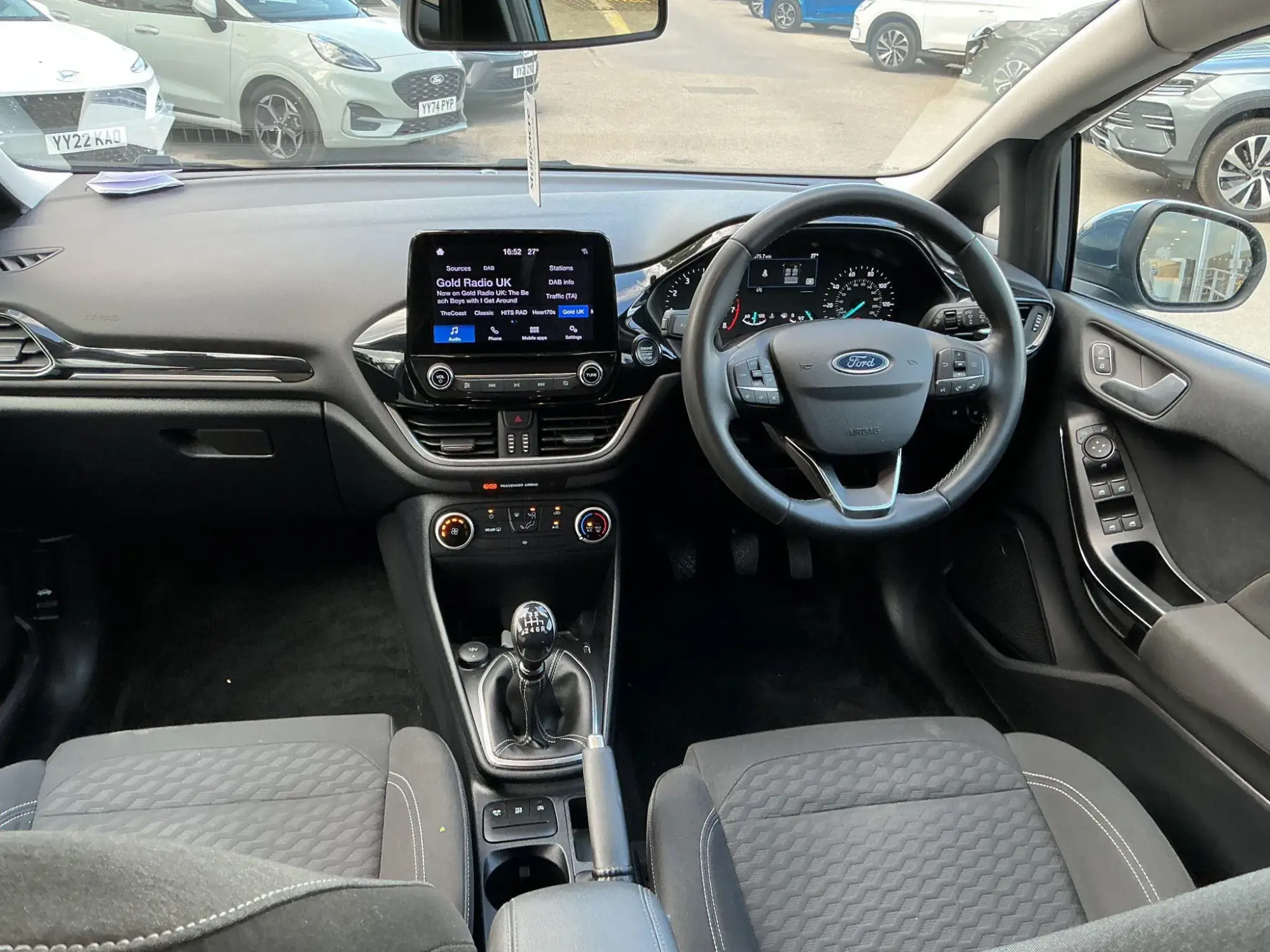 Ford Fiesta Image 9