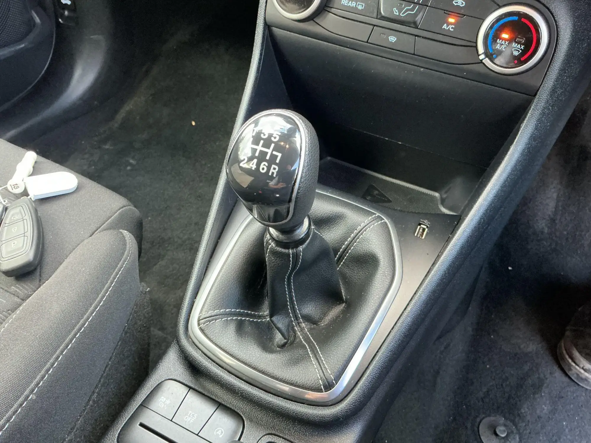 Ford Fiesta Image 10