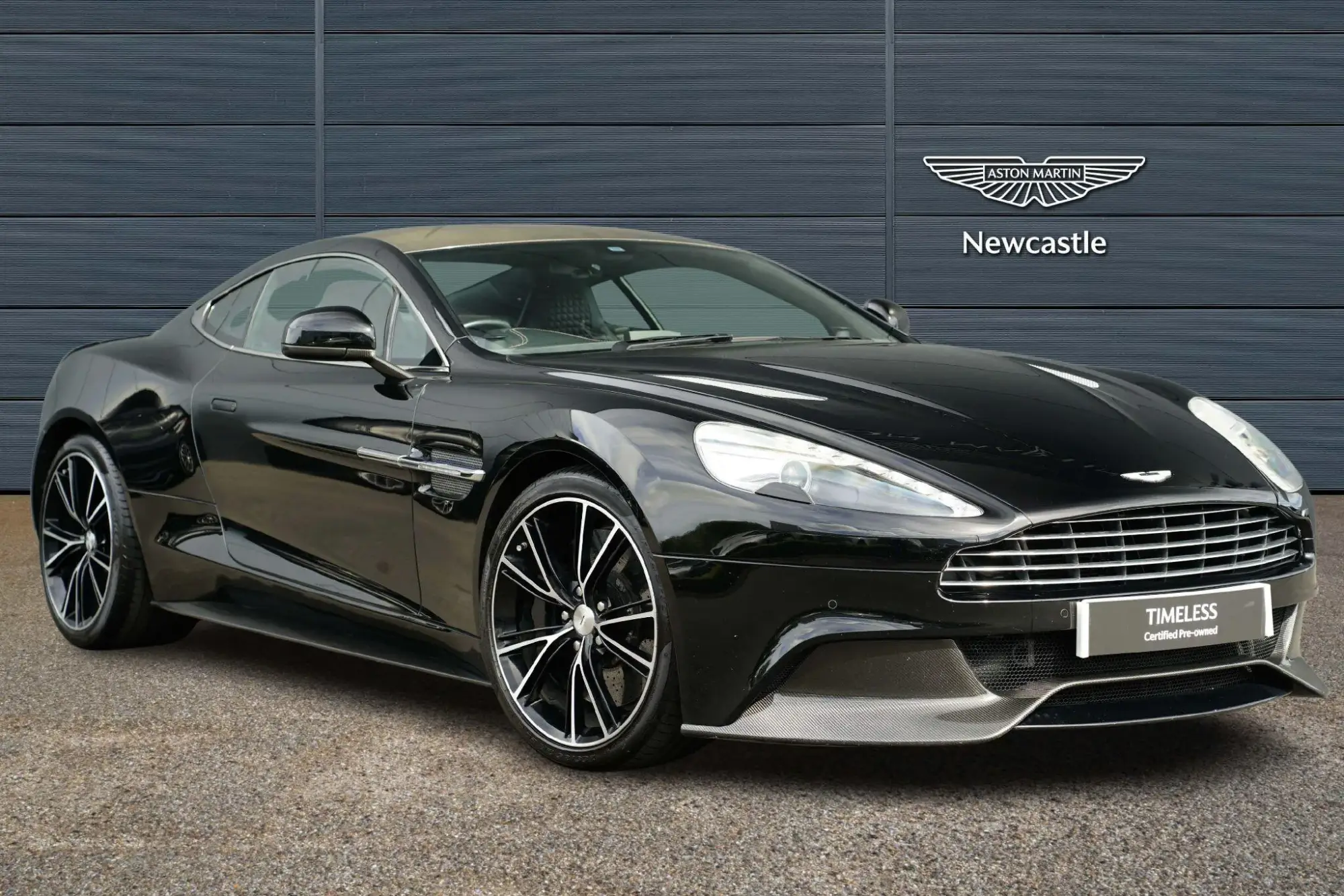 Aston Martin Vanquish Image 1 Aston Martin Vanquish Image 1