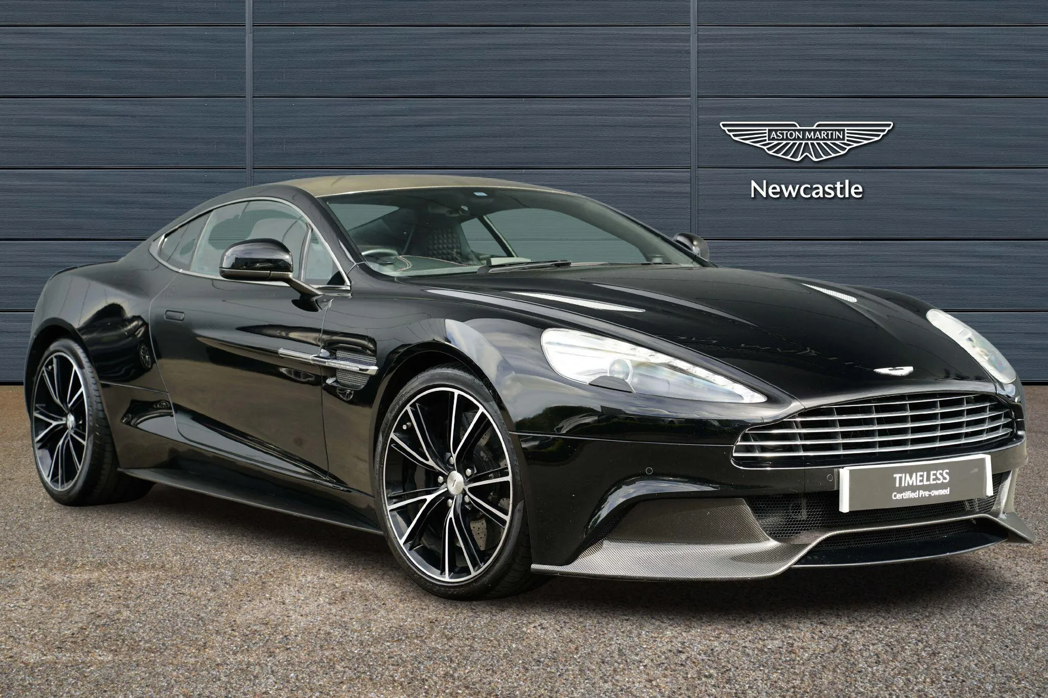 Aston Martin Vanquish Aston Martin Vanquish