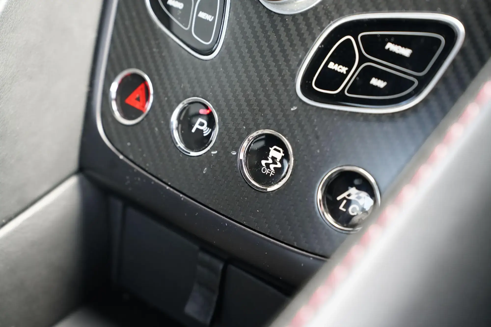 Aston Martin Vanquish Image 16 Aston Martin Vanquish Image 16