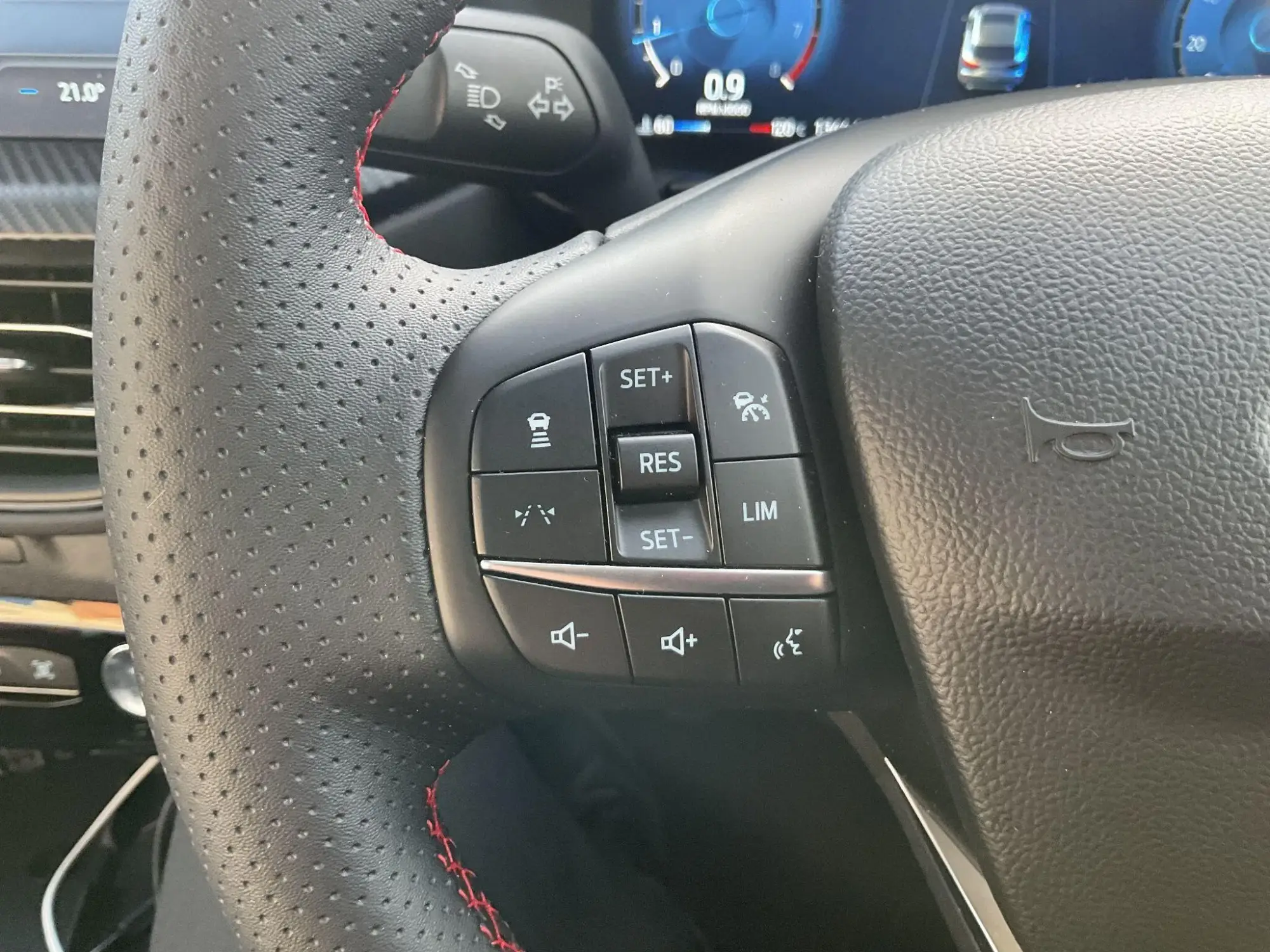 Ford Kuga Image 25 Ford Kuga Image 25