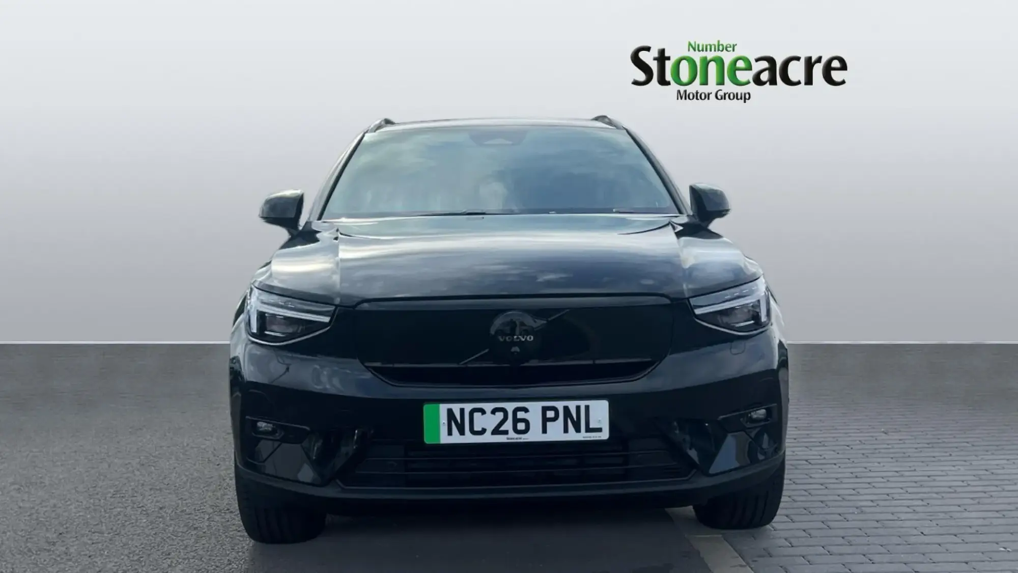Volvo EX40 Image 8