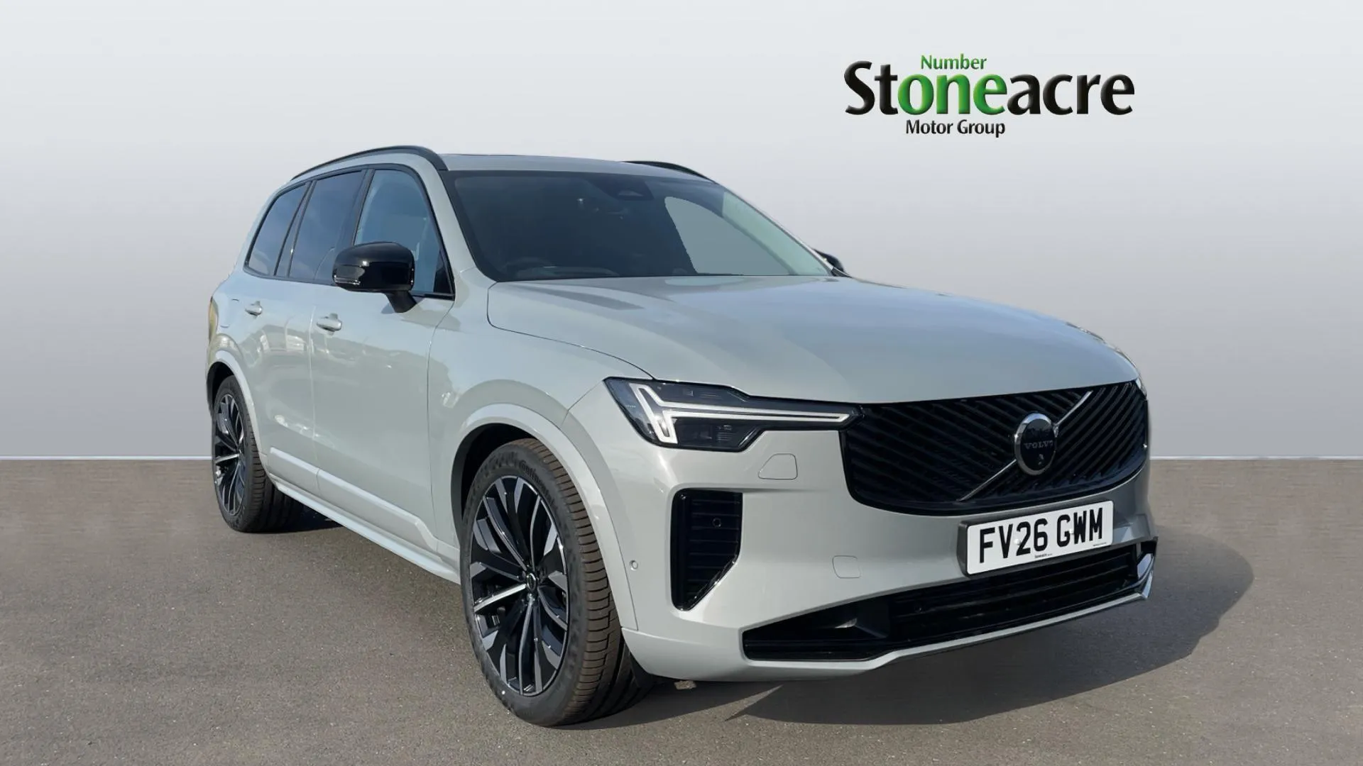 Volvo XC90 Plug-In Hybrid listing photo