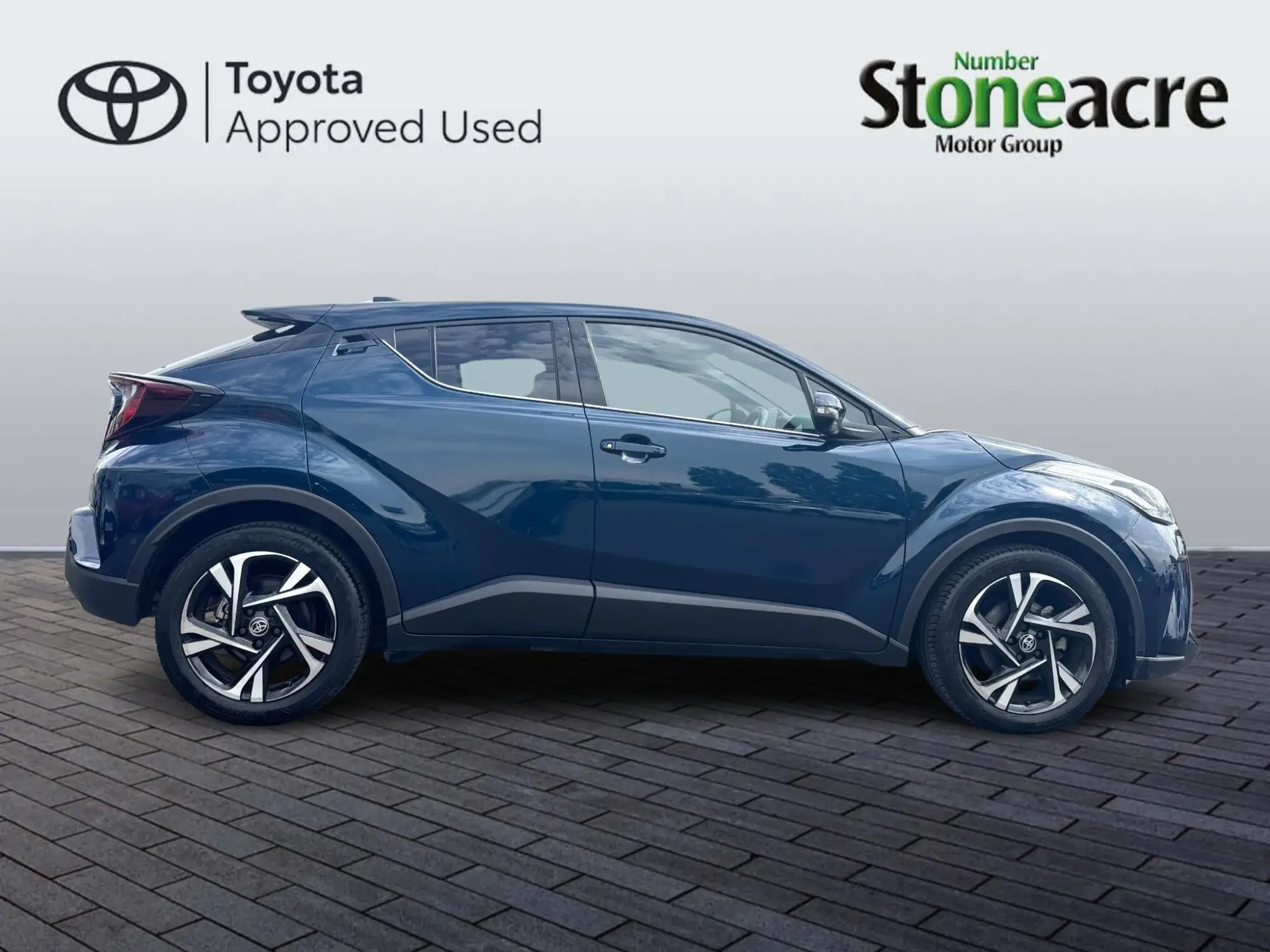 Toyota C-HR Self-Charging Hybrid Image 2 Toyota C-HR Self-Charging Hybrid Image 2