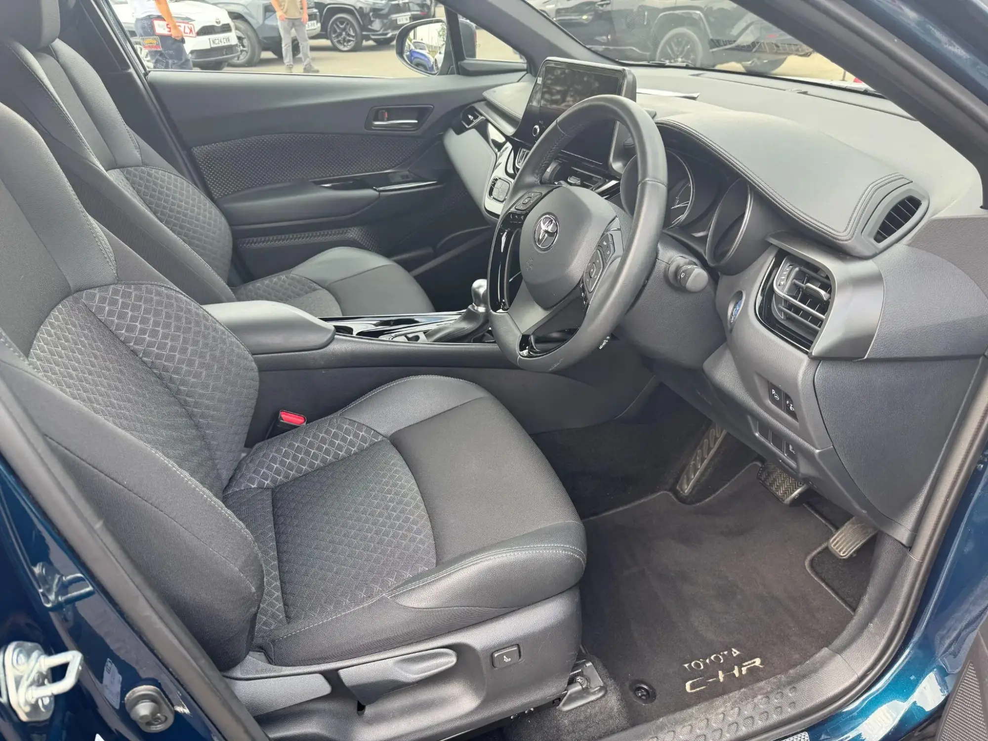 Toyota C-HR Self-Charging Hybrid Image 11 Toyota C-HR Self-Charging Hybrid Image 11