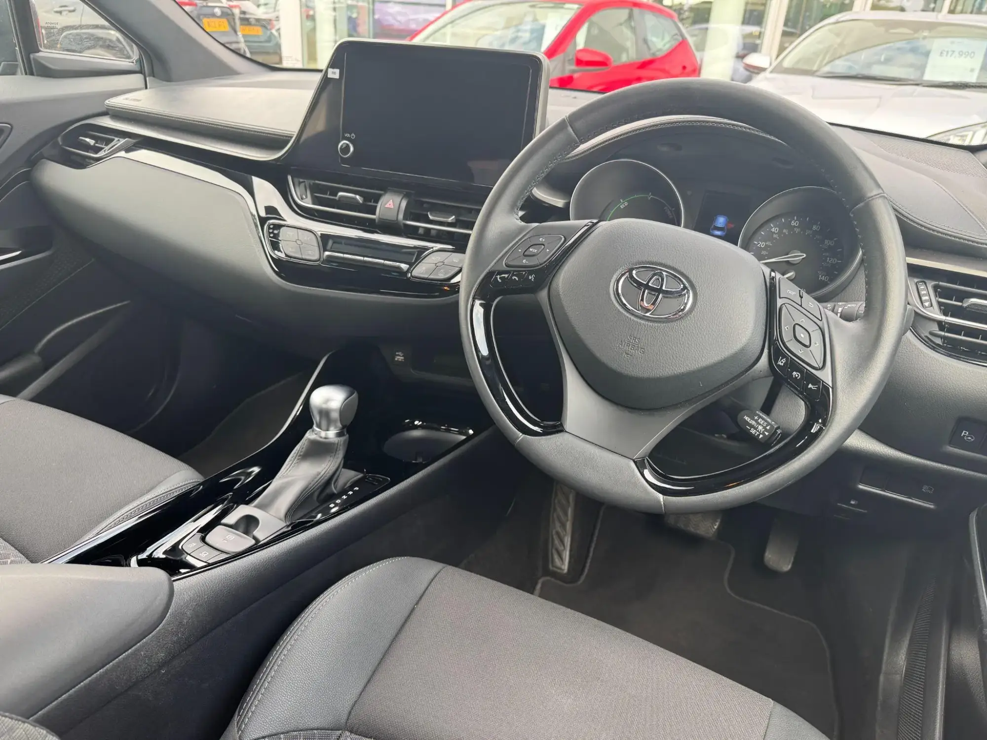 Toyota C-HR Self-Charging Hybrid Image 16 Toyota C-HR Self-Charging Hybrid Image 16