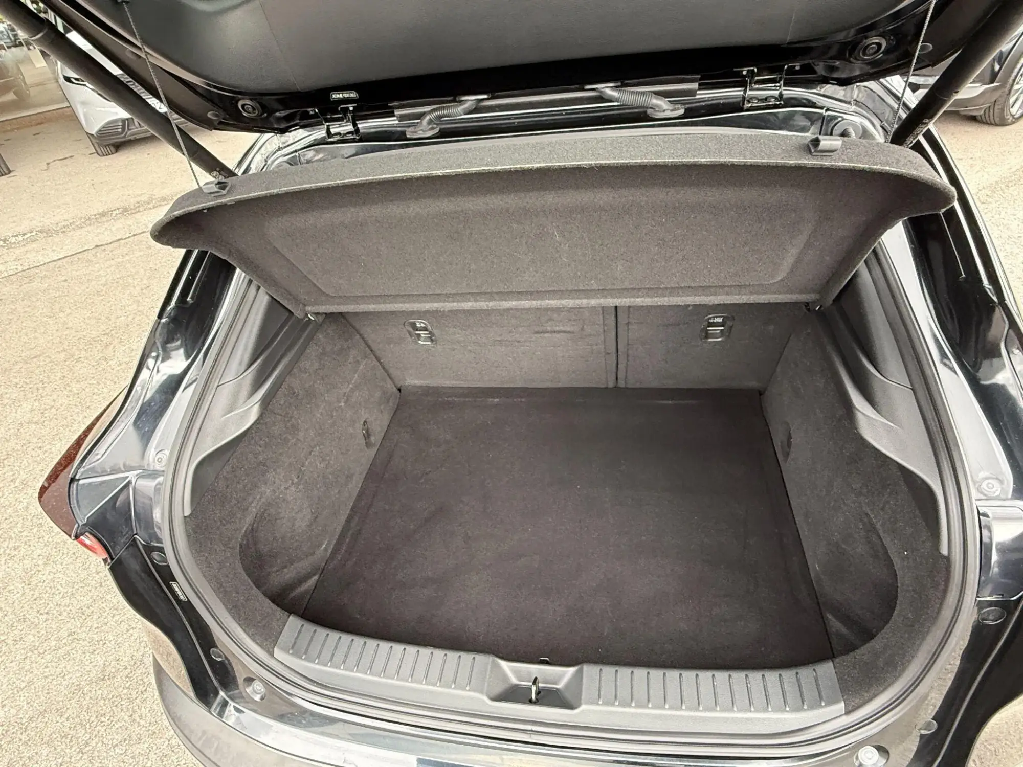 Mazda CX-30 Image 9