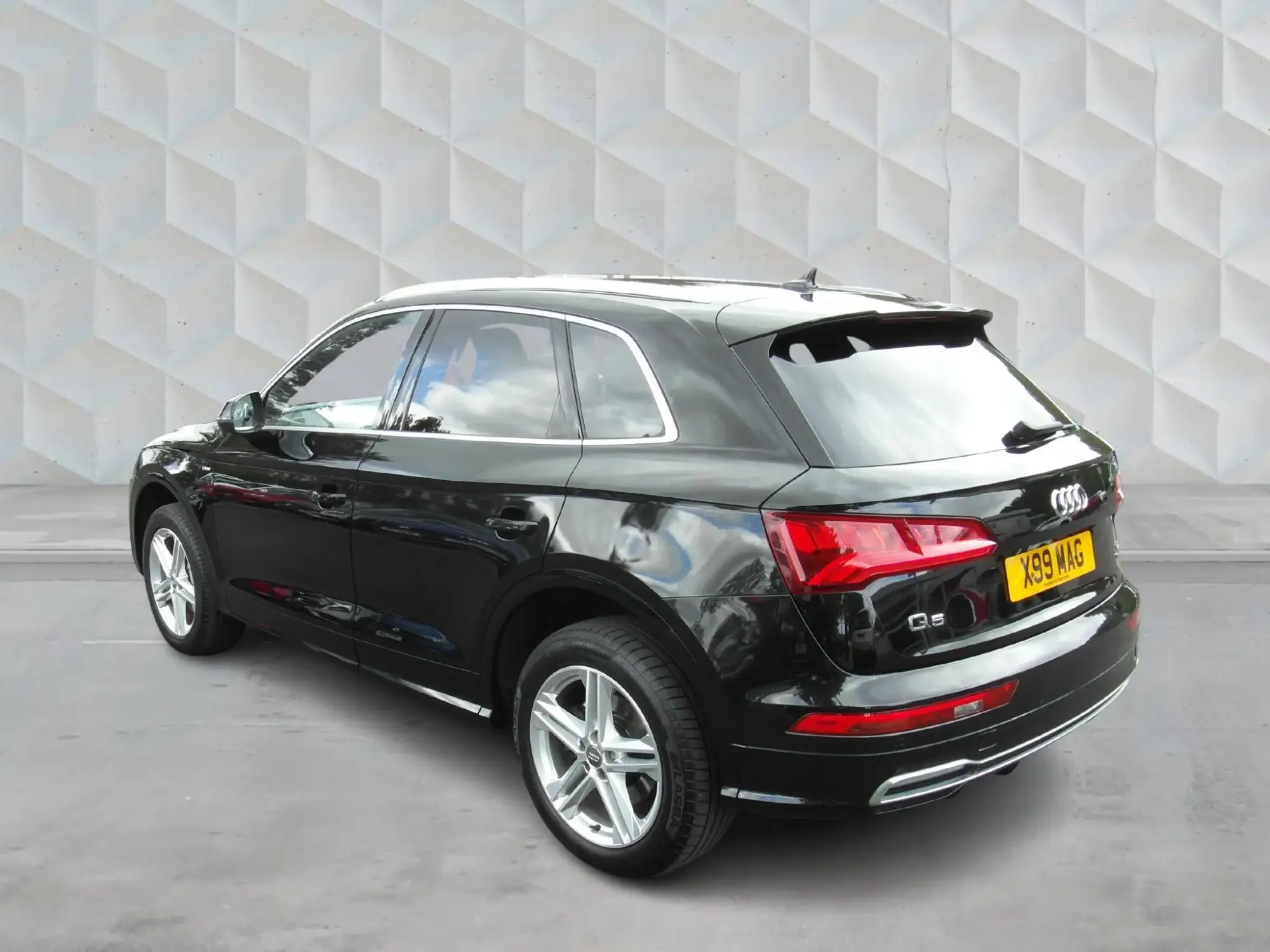 Audi Q5 Image 4