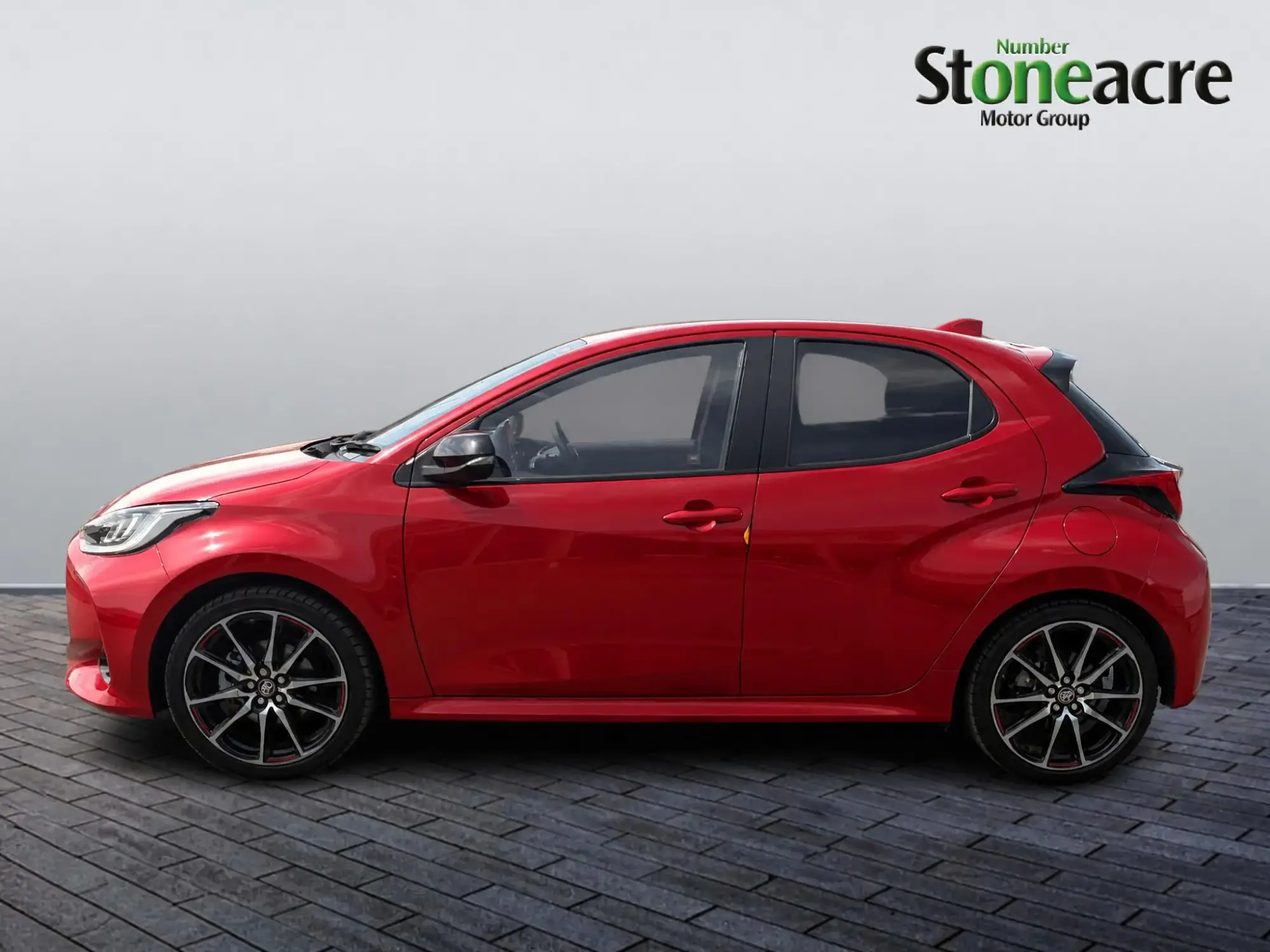 Toyota Yaris Image 6 Toyota Yaris Image 6