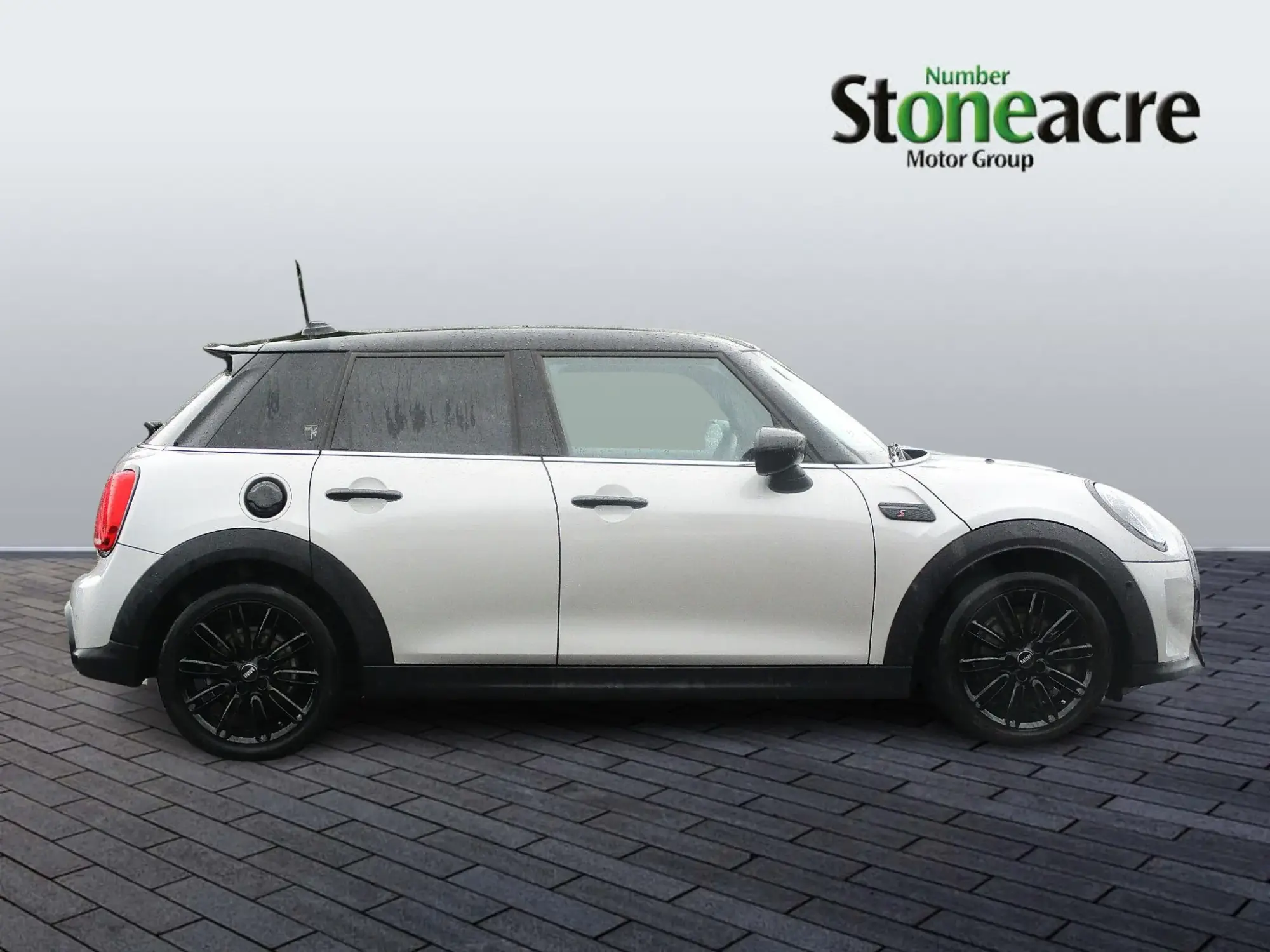 MINI Hatch Image 2 MINI Hatch Image 2