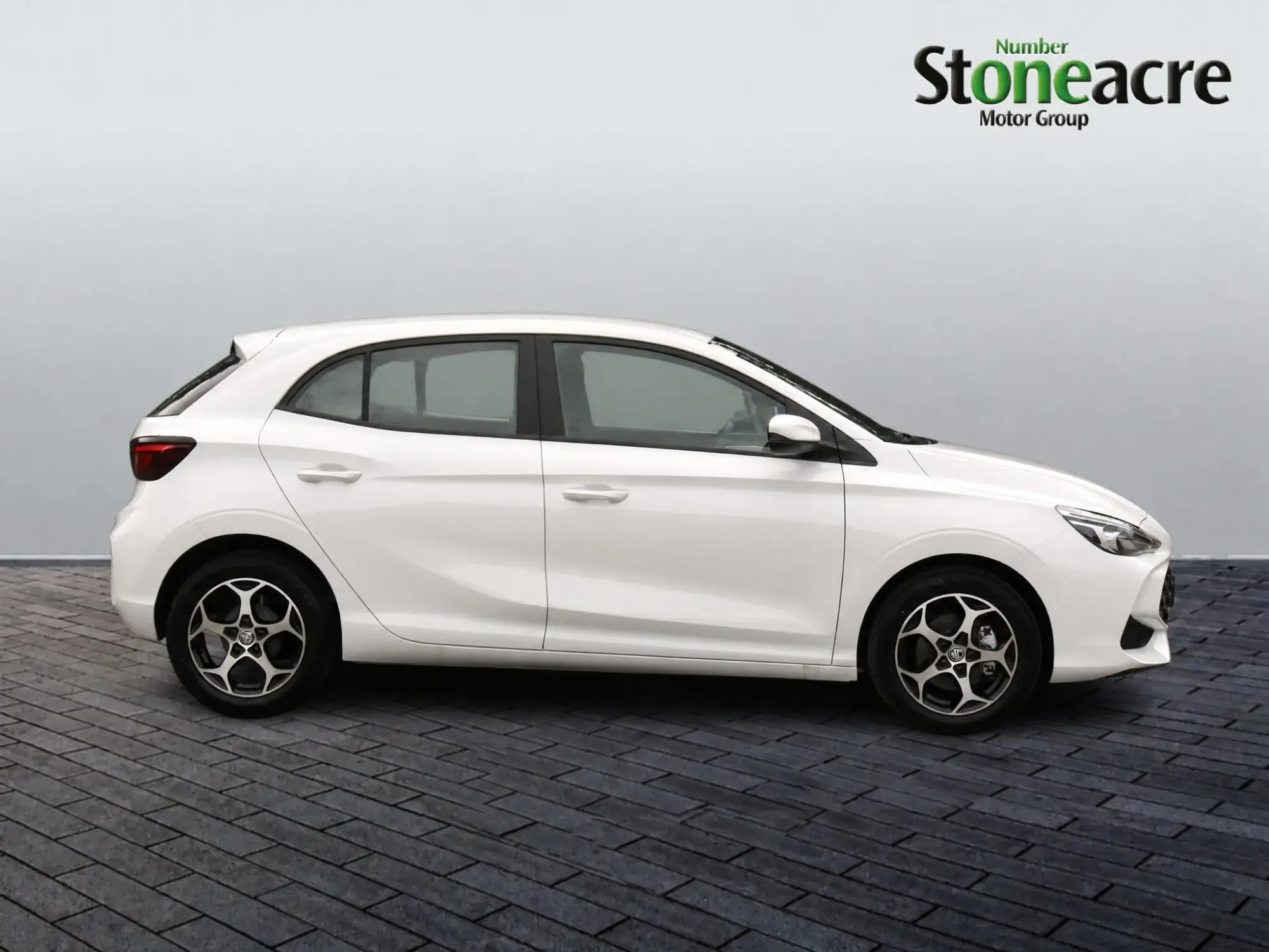 MG 3 1.5 SE Euro 6 (s/s) 5dr MH26ZXZ Image 2